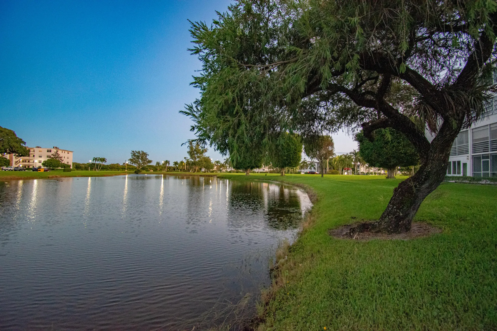 Property Slideshow image 5 of 18 | 1006 guildford a, Boca Raton, FL, 33434