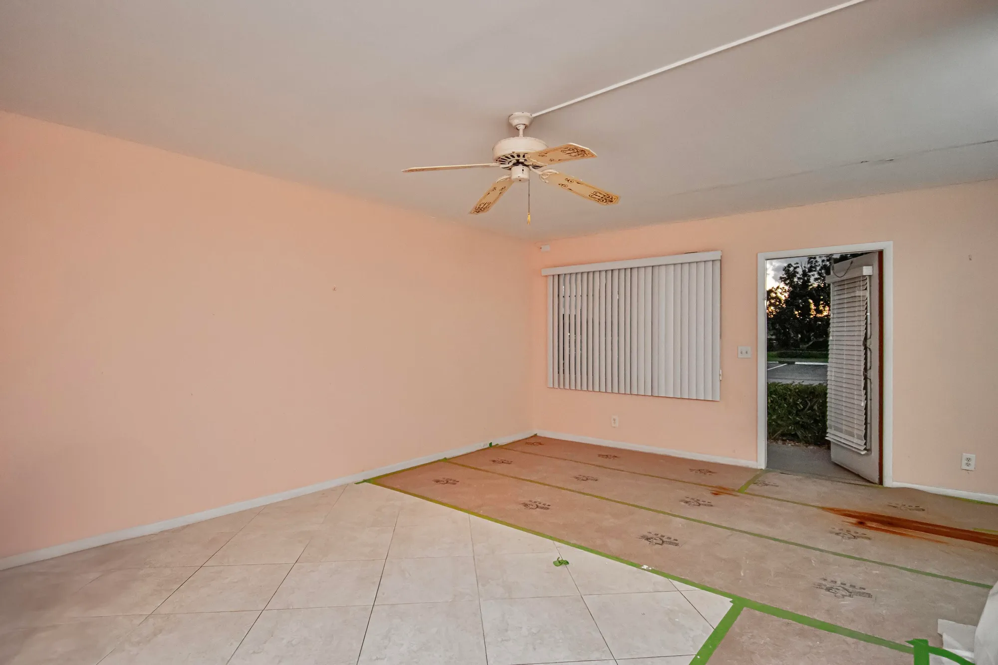 Property Slideshow image 14 of 18 | 1006 guildford a, Boca Raton, FL, 33434
