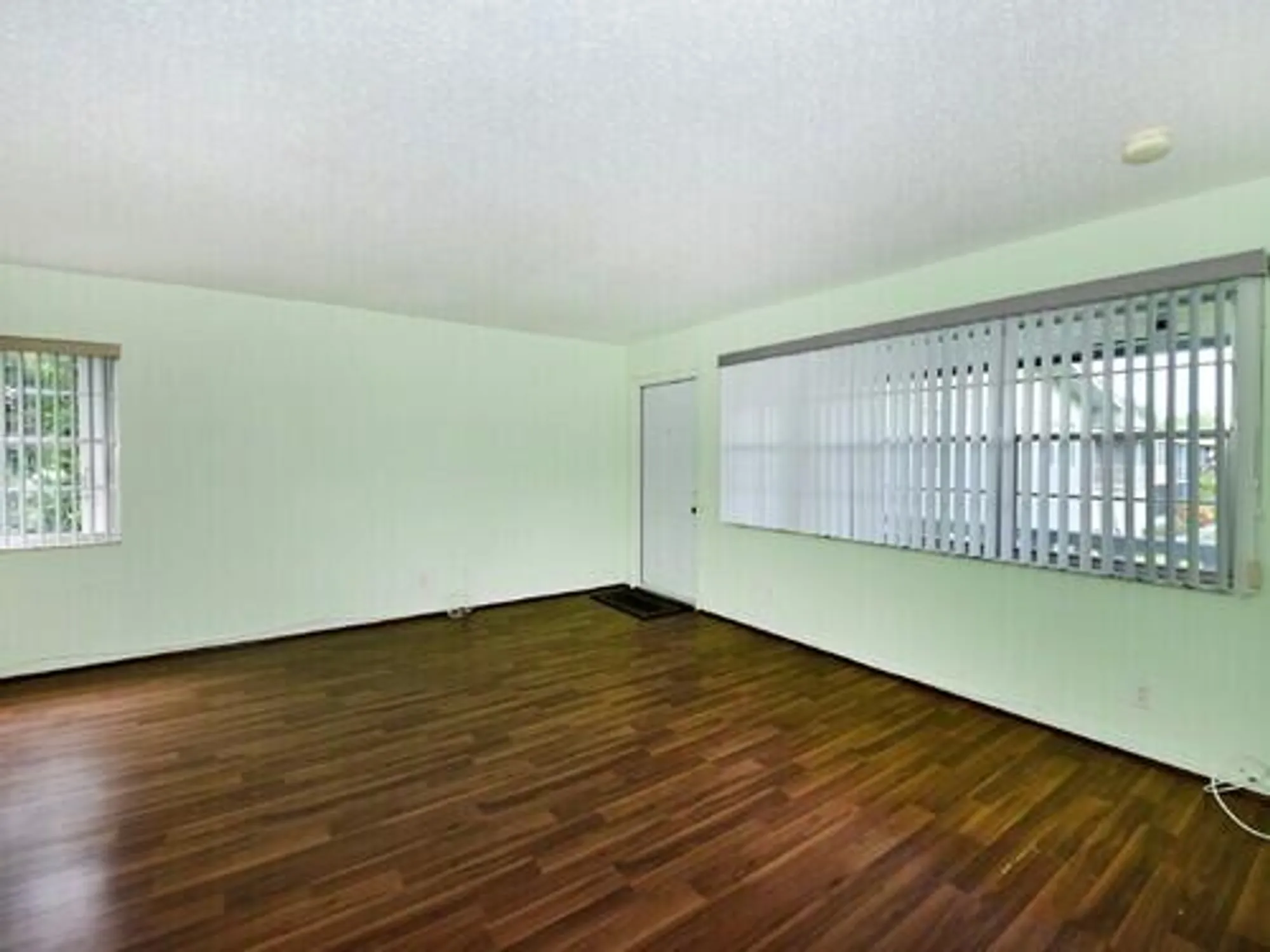 Property Slideshow image 8 of 17 | 65 easthampton c, West Palm Beach, FL, 33417