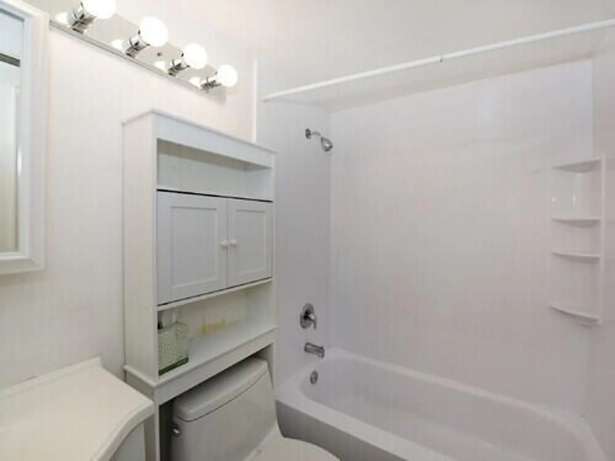 Property Slideshow image 13 of 17 | 65 easthampton c, West Palm Beach, FL, 33417