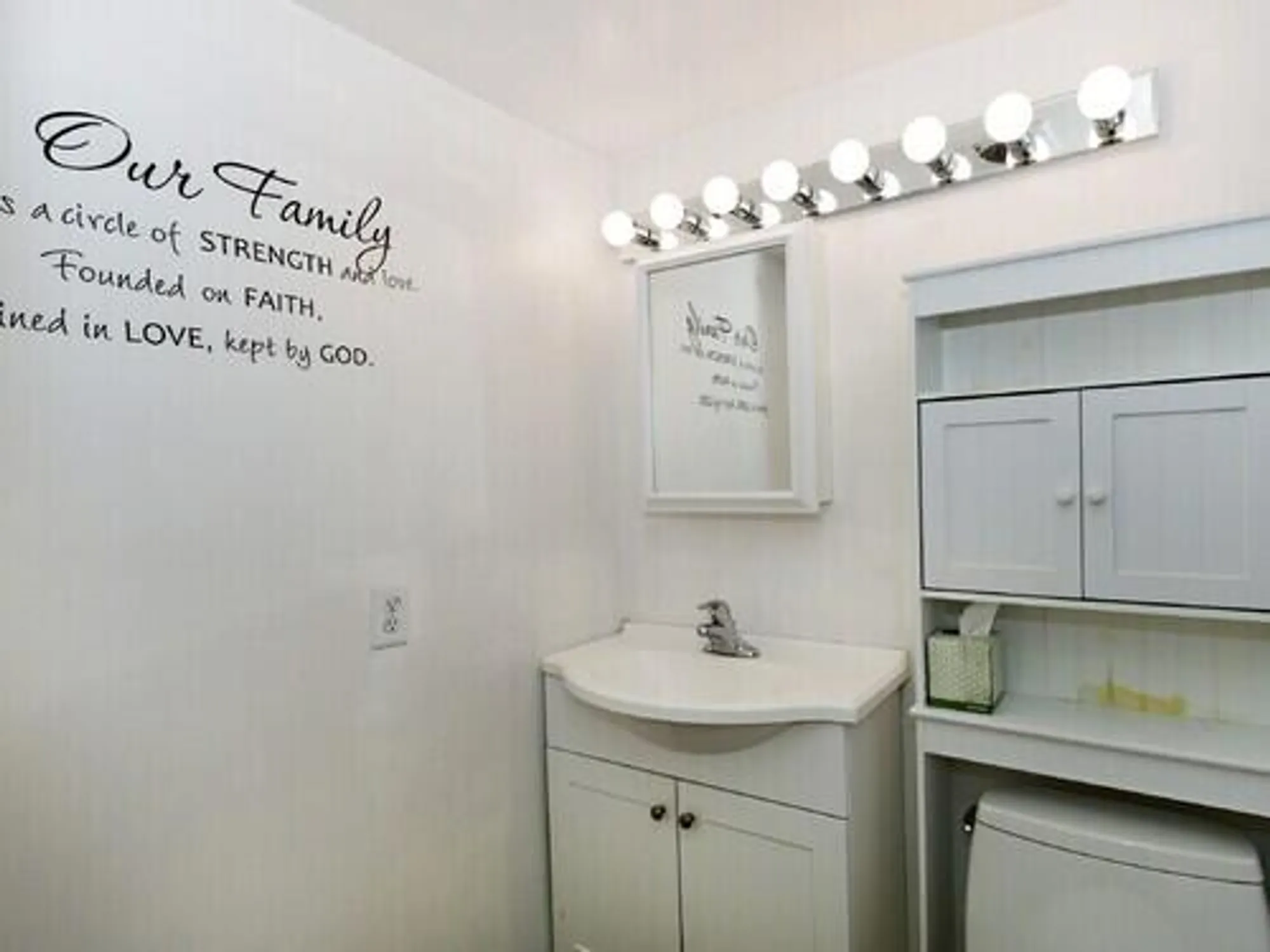 Property Slideshow image 14 of 17 | 65 easthampton c, West Palm Beach, FL, 33417