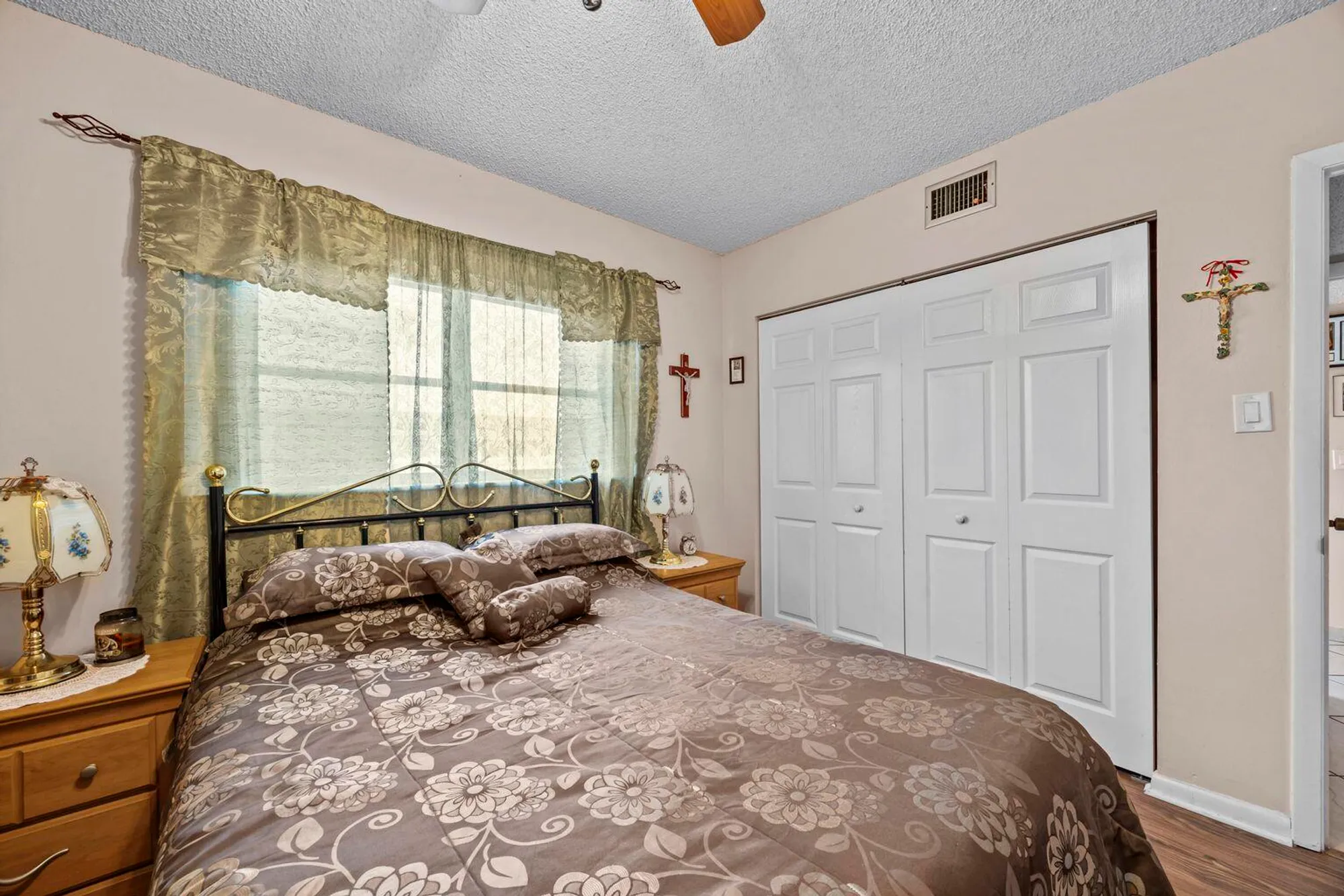 Property Slideshow image 13 of 25 | 600 nw 76th ter apt 208, Margate, FL, 33063