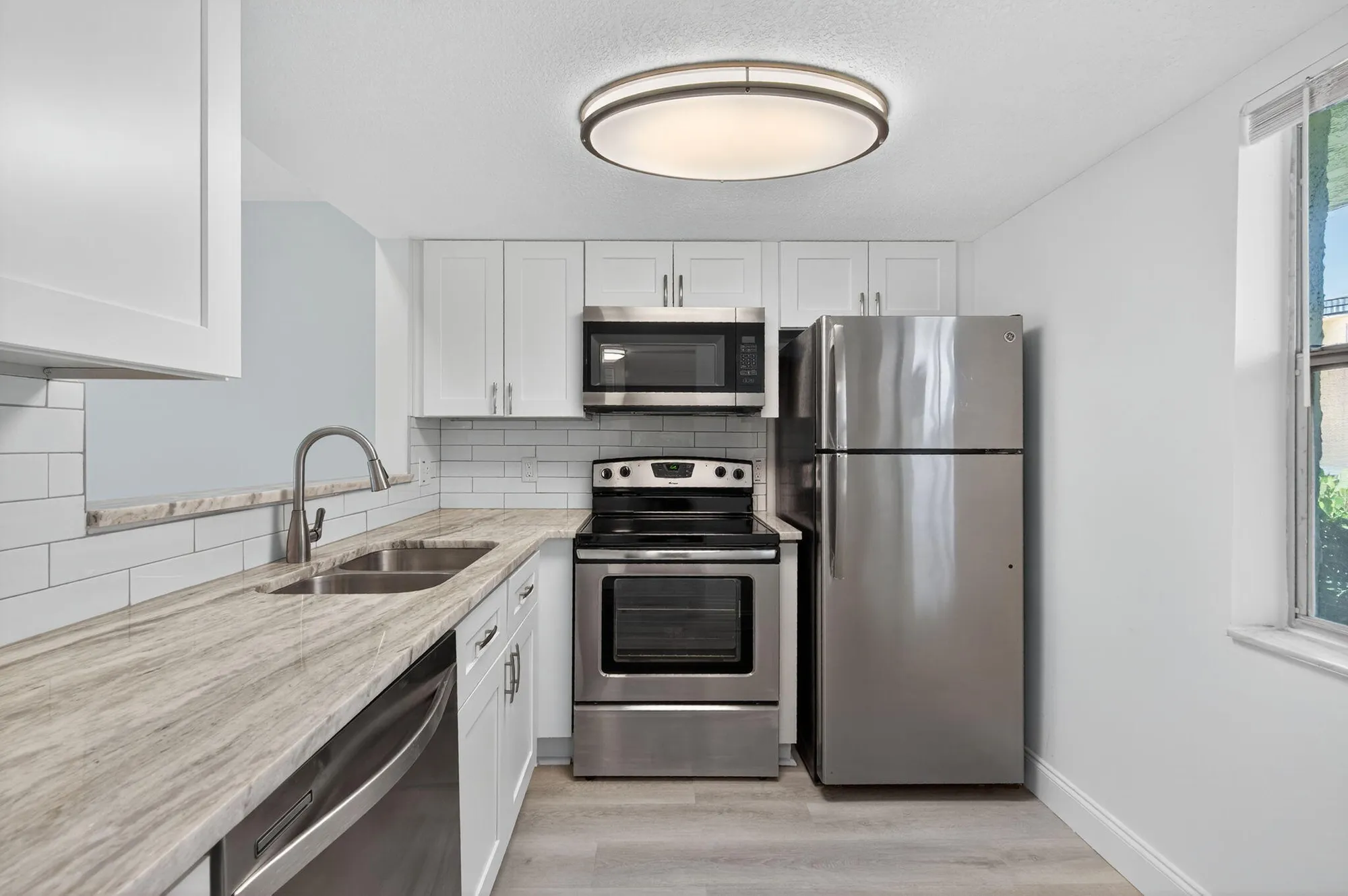 Property Slideshow image 6 of 24 | 9090 lime bay blvd 102, Tamarac, FL, 33321