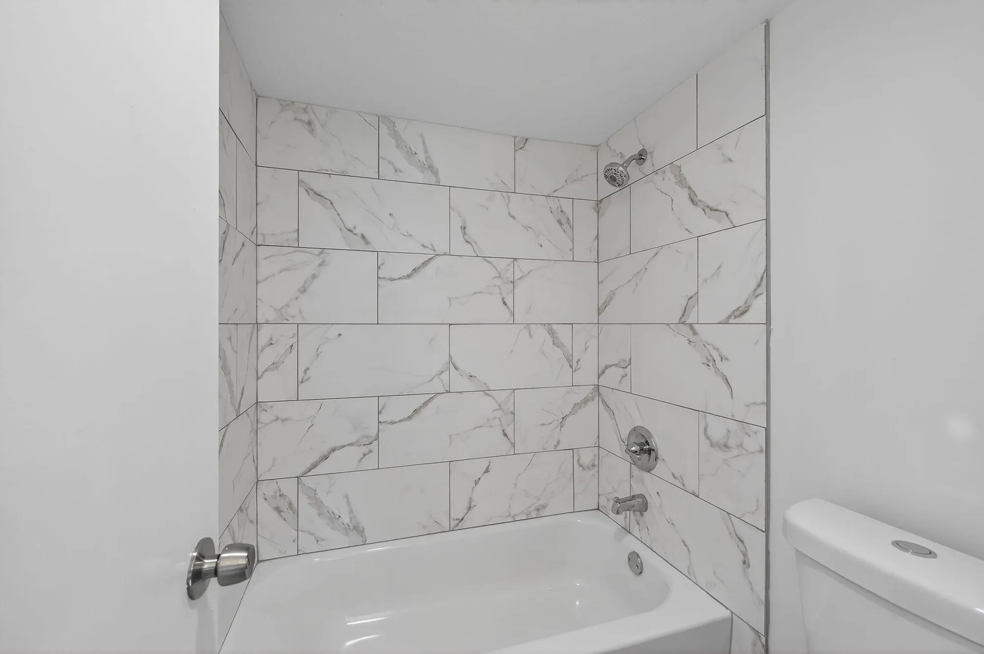 Property Slideshow image 11 of 24 | 9090 lime bay blvd 102, Tamarac, FL, 33321