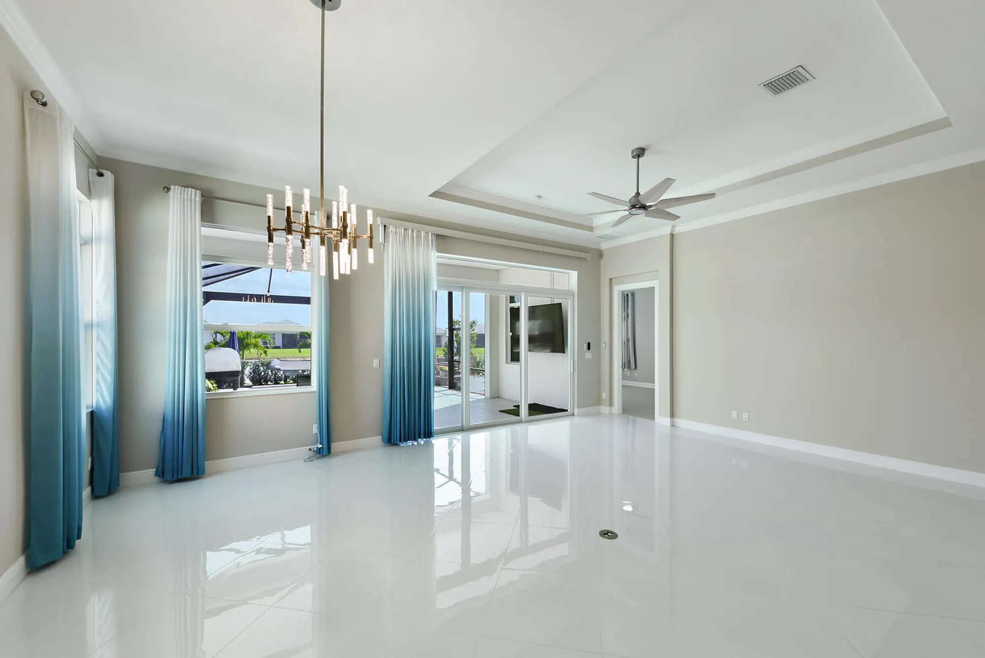 Property Slideshow image 27 of 68 | 11160 sw lunata way, Port Saint Lucie, FL, 34987