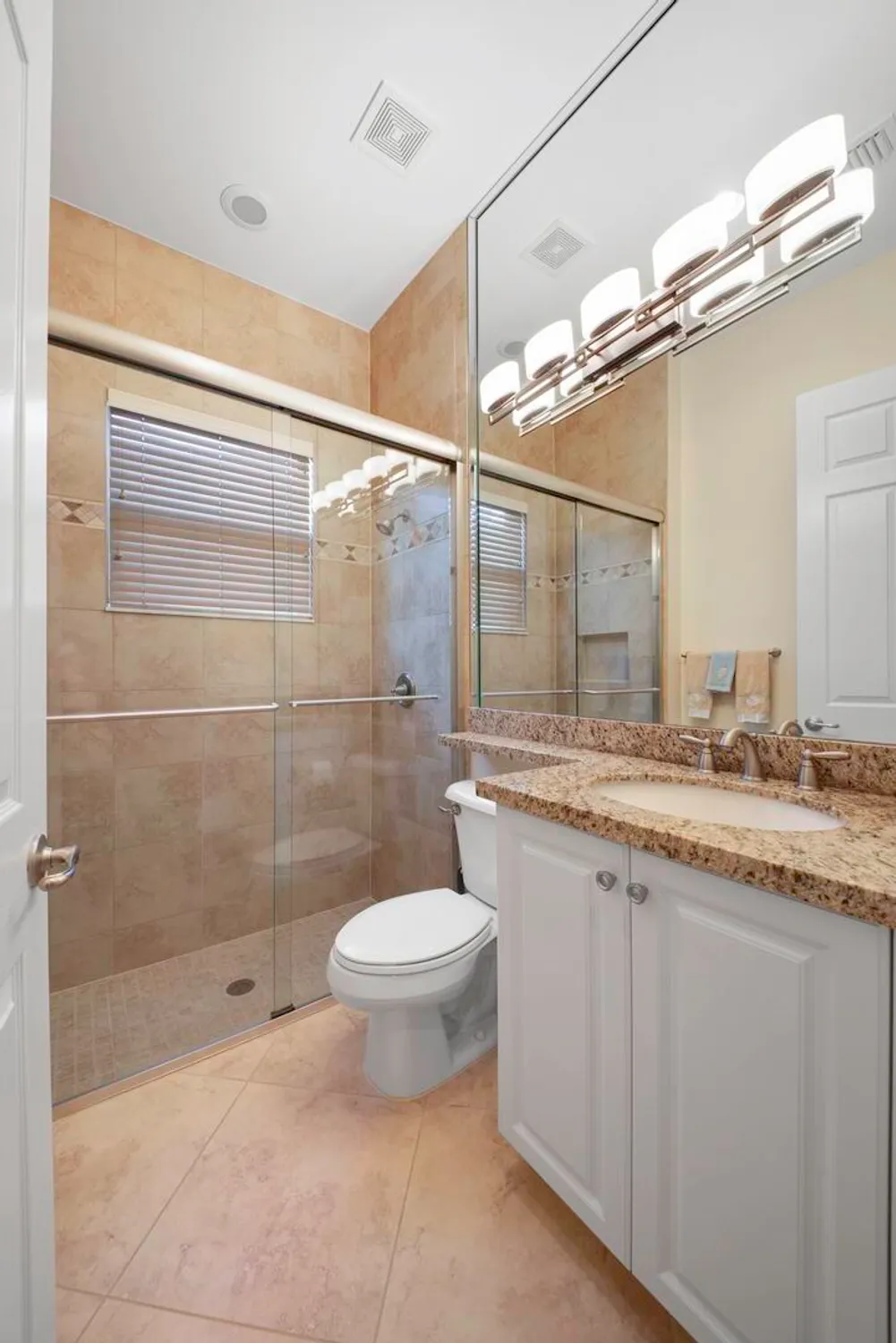 Property Slideshow image 25 of 52 | 8289 razorback ct, Boynton Beach, FL, 33473