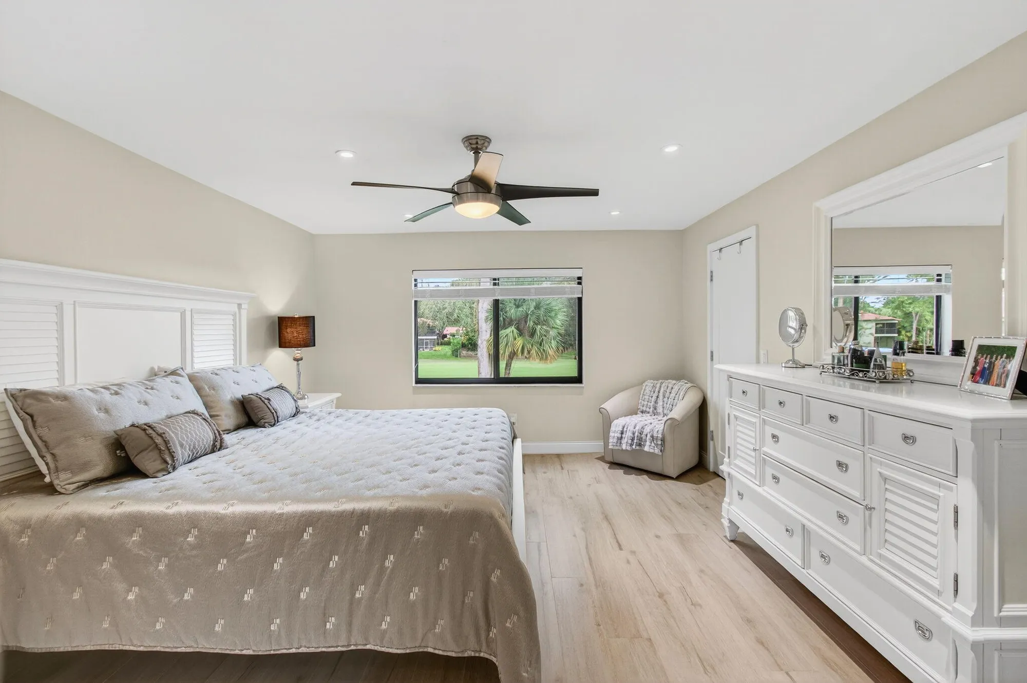 Property Slideshow image 44 of 95 | 21668 arriba real apt 43h, Boca Raton, FL, 33433