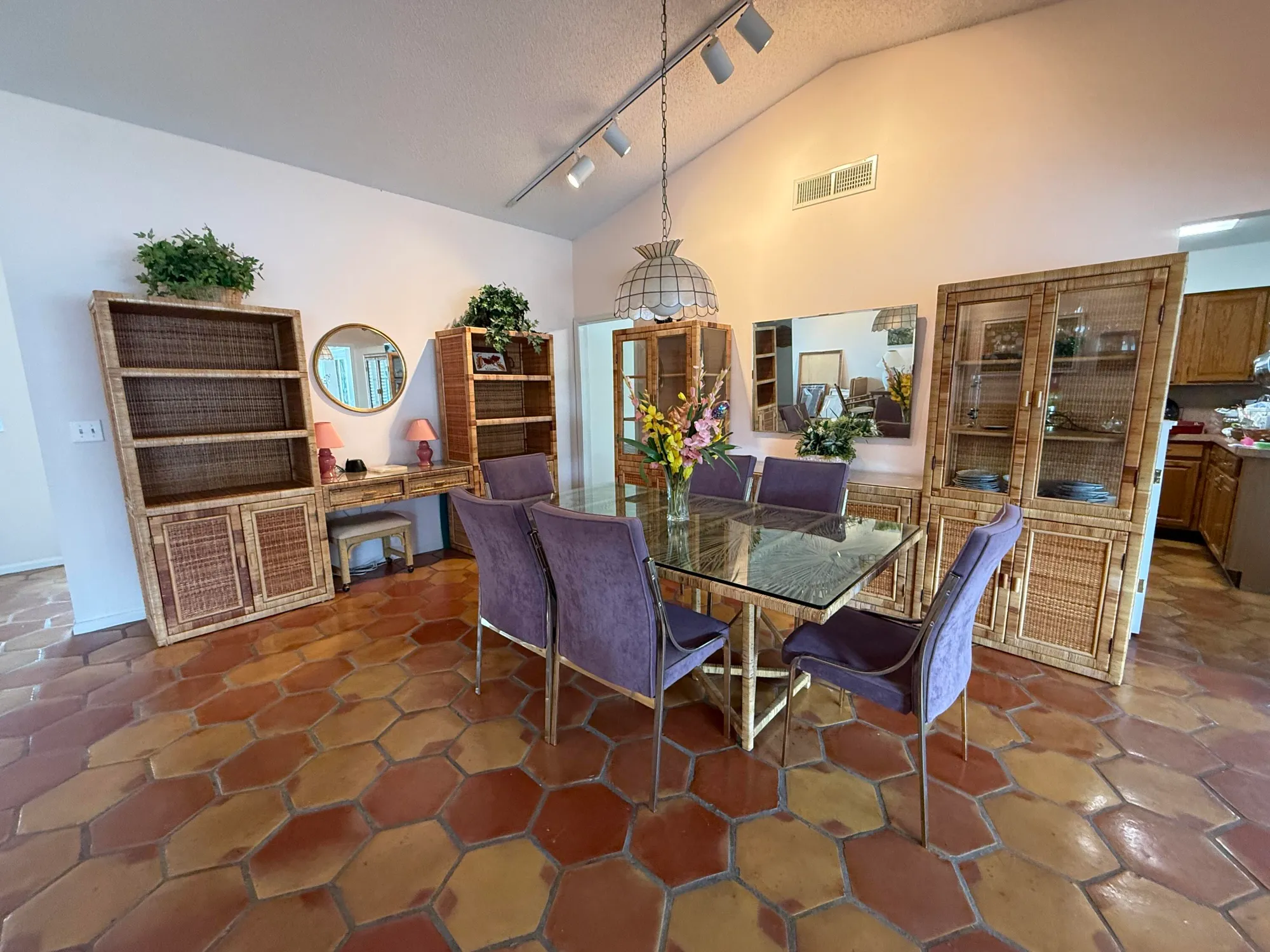 Property Slideshow image 7 of 17 | 10684 greentrail dr, Boynton Beach, FL, 33436