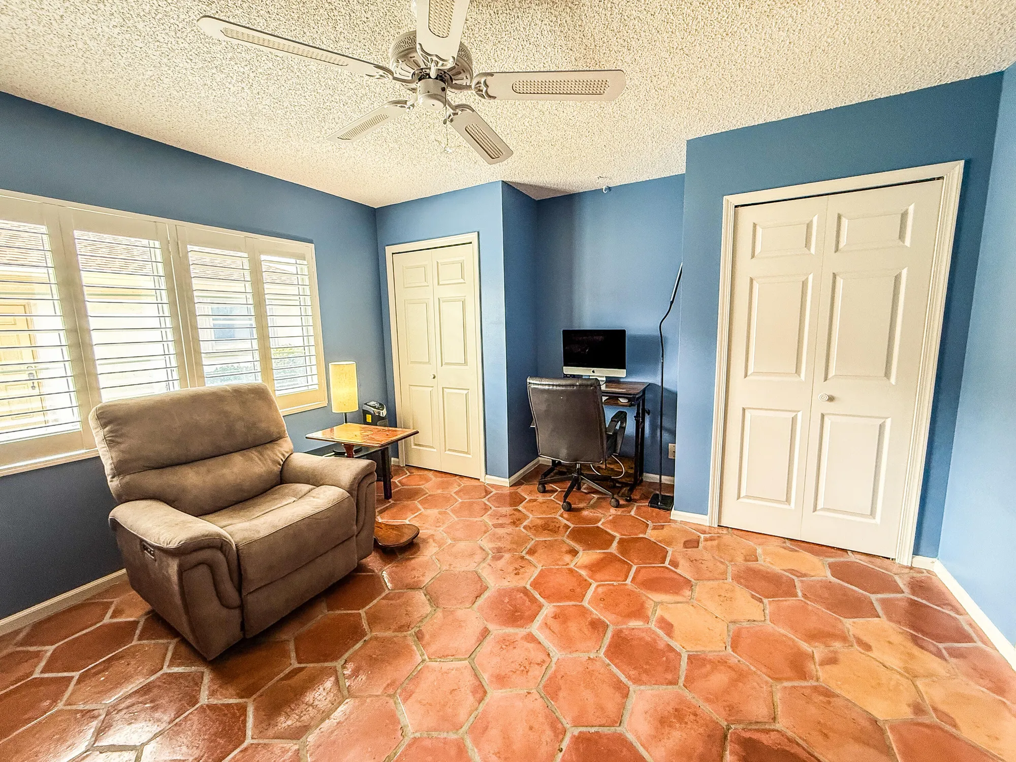 Property Slideshow image 11 of 17 | 10684 greentrail dr, Boynton Beach, FL, 33436
