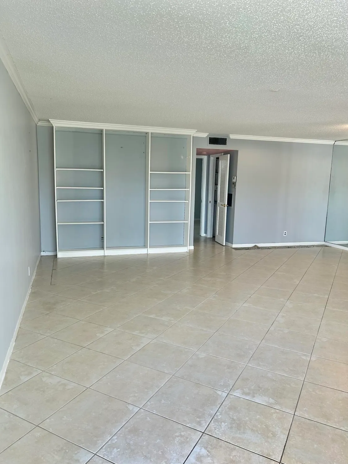 Property Slideshow image 14 of 37 | 842 high point blvd b, Delray Beach, FL, 33445