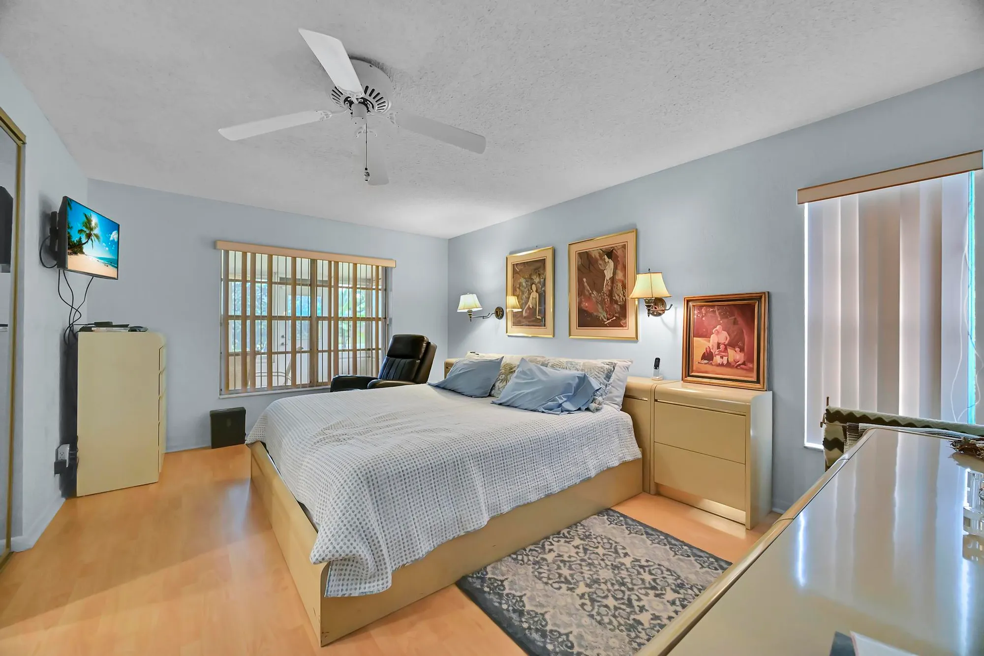 Property Slideshow image 7 of 27 | 6127 rainbow cir, Greenacres, FL, 33463