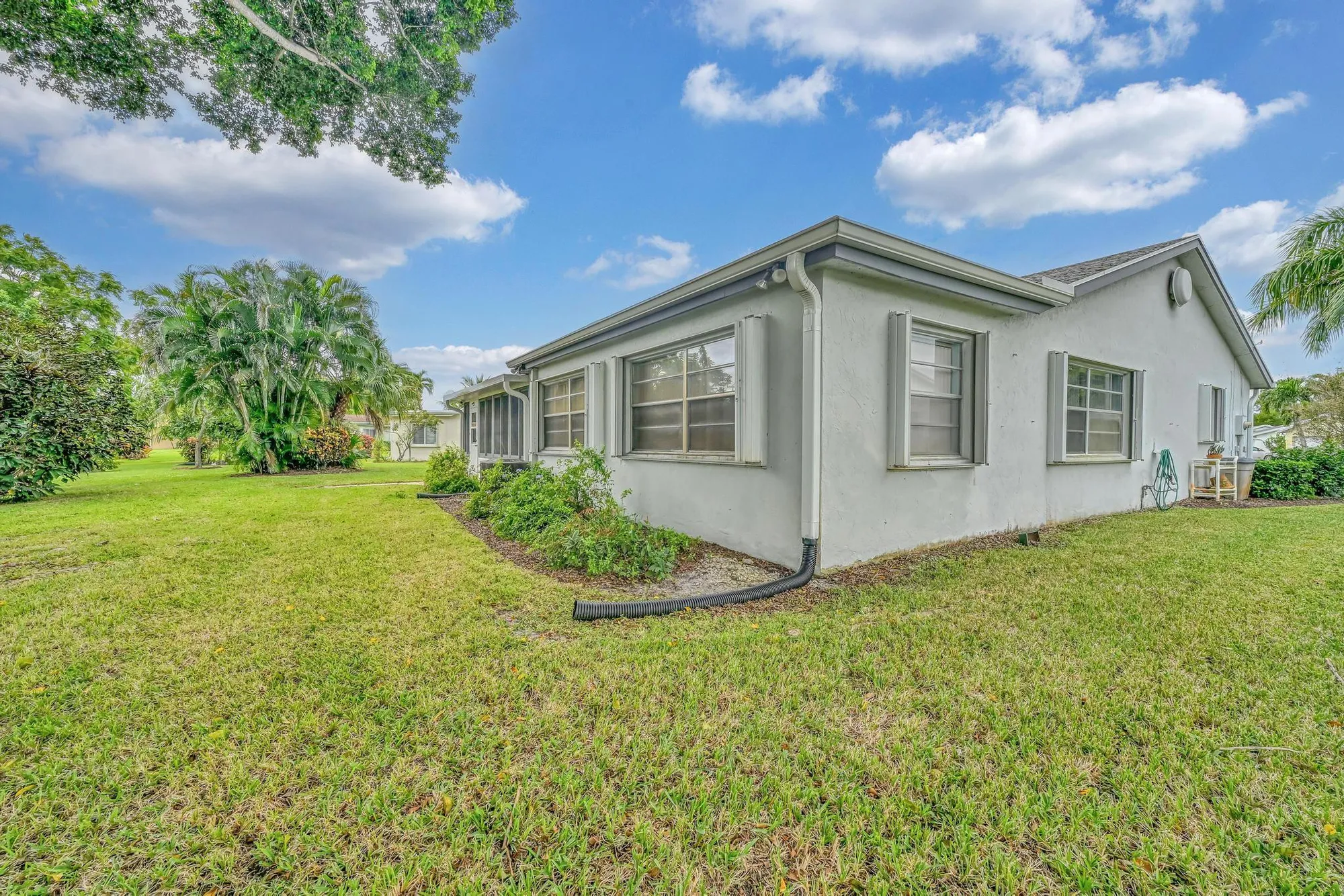 Property Slideshow image 23 of 27 | 6127 rainbow cir, Greenacres, FL, 33463