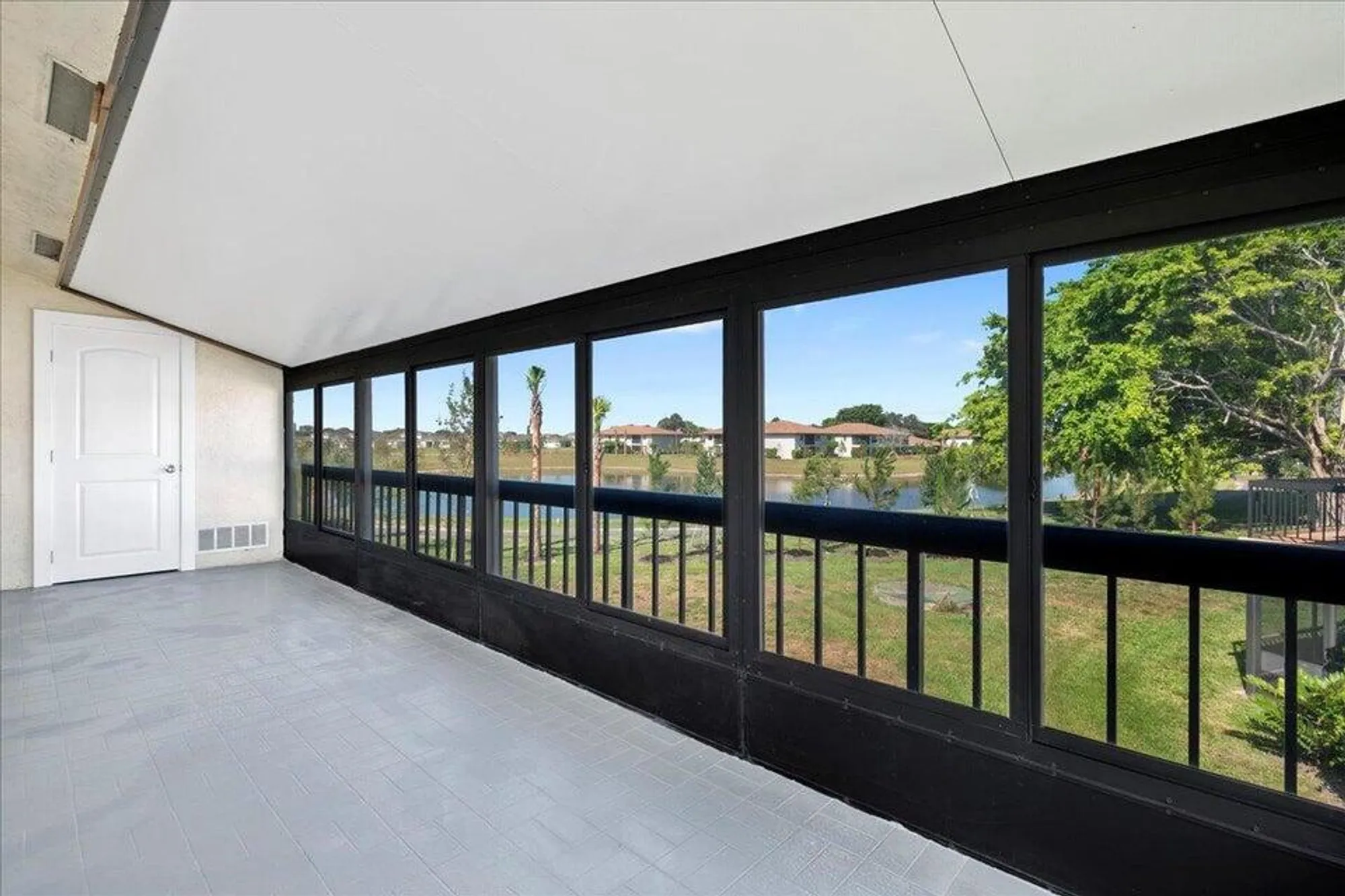 Property Slideshow image 16 of 44 | 13921 royal palm ct d, Delray Beach, FL, 33484