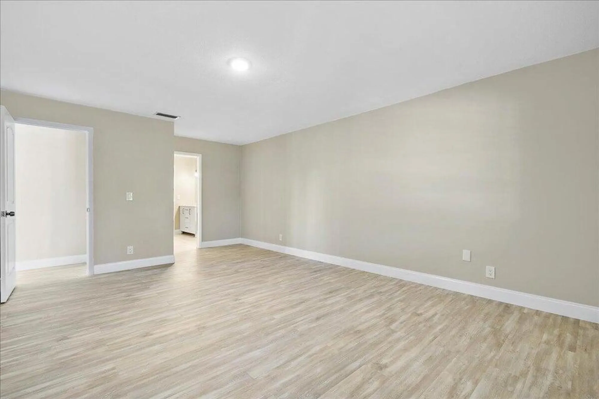 Property Slideshow image 19 of 44 | 13921 royal palm ct d, Delray Beach, FL, 33484