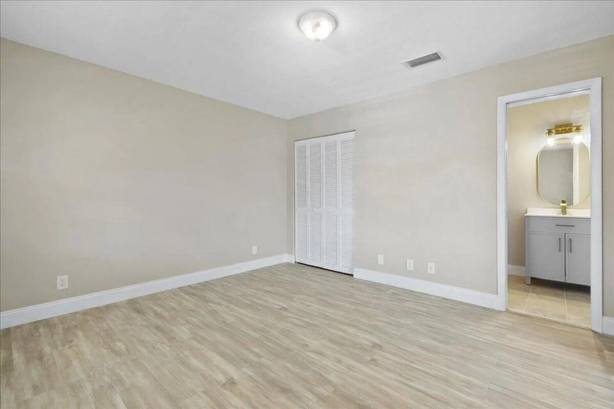 Property Slideshow image 26 of 44 | 13921 royal palm ct d, Delray Beach, FL, 33484