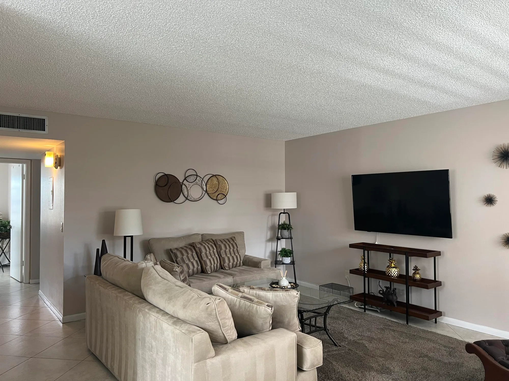 Property Slideshow image 1 of 52 | 900 flanders, Delray Beach, FL, 33484