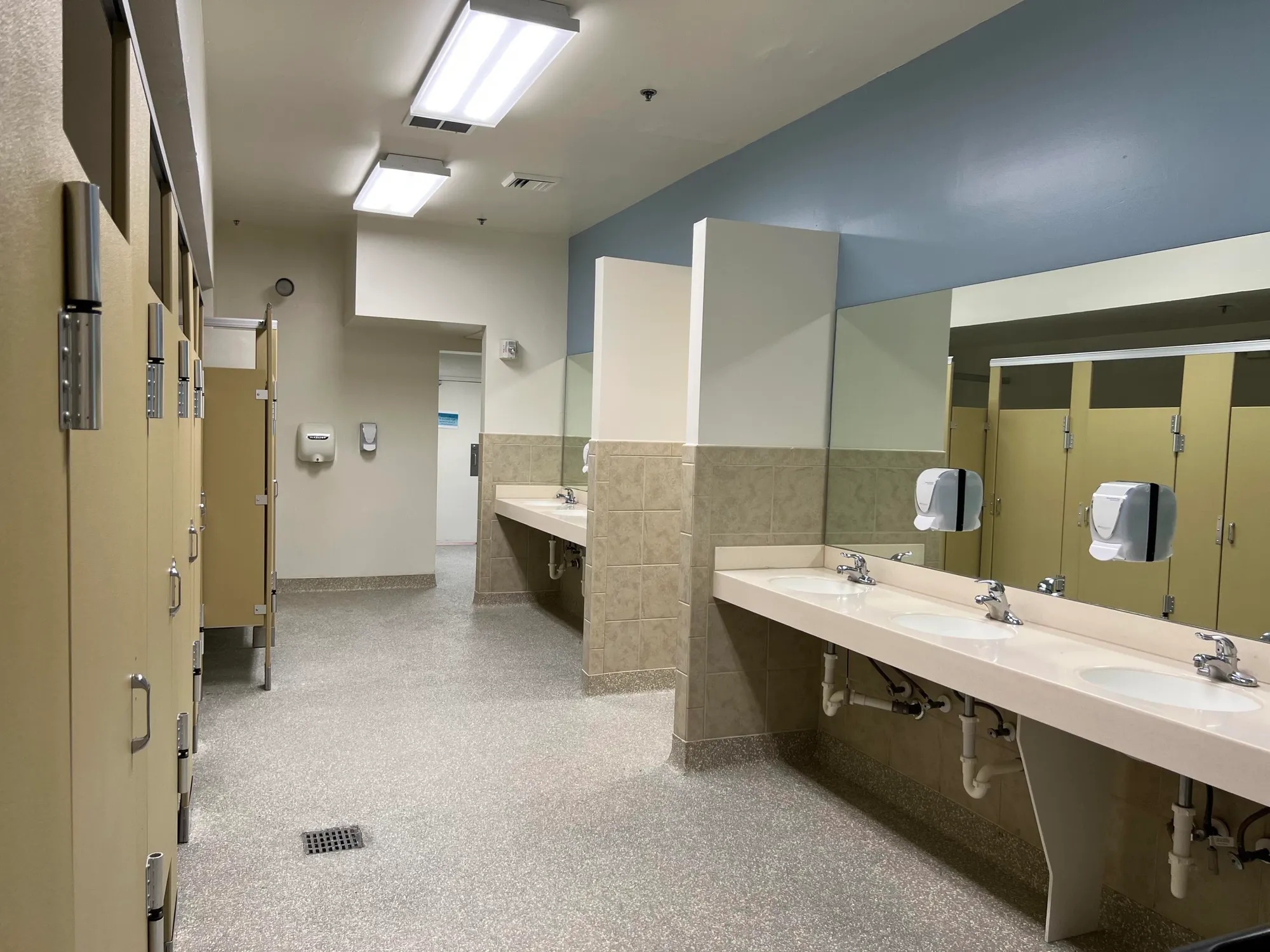 Property Slideshow image 42 of 52 | 900 flanders, Delray Beach, FL, 33484