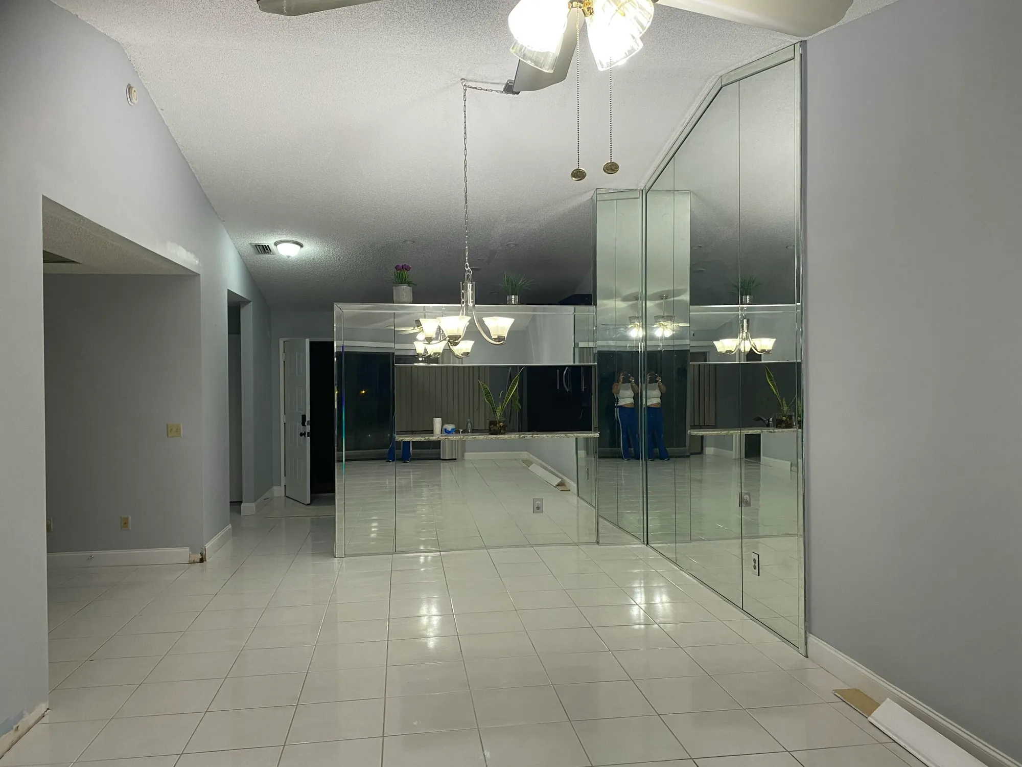 Property Slideshow image 2 of 20 | 4711 lucerne lakes blvd 204, Lake Worth, FL, 33467