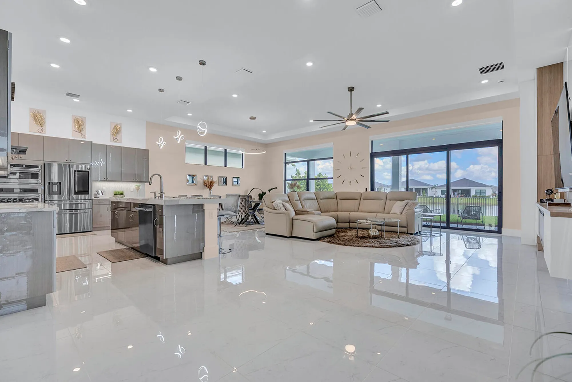Property Slideshow image 16 of 87 | 5320 saint armands way, Westlake, FL, 33470