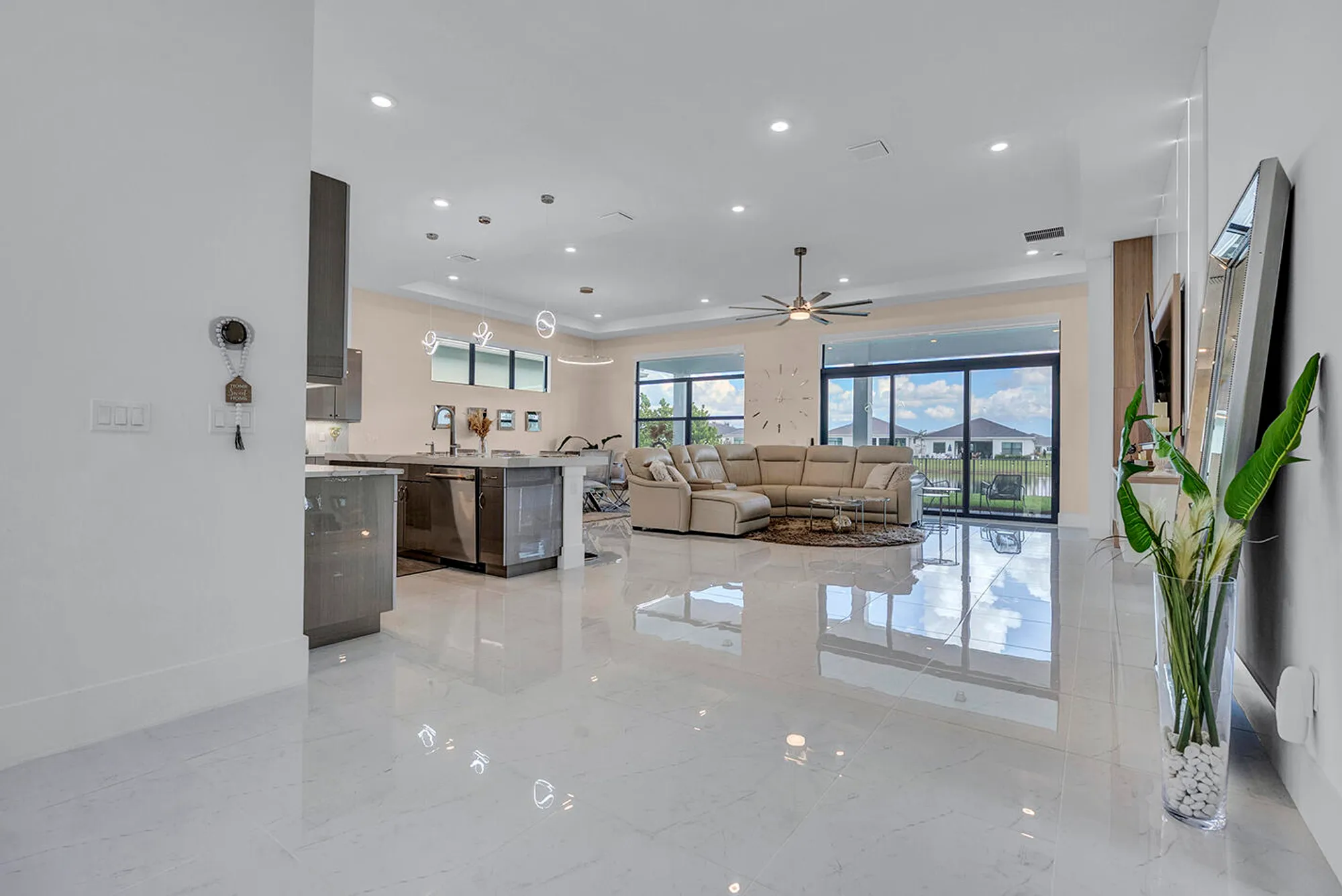 Property Slideshow image 17 of 87 | 5320 saint armands way, Westlake, FL, 33470