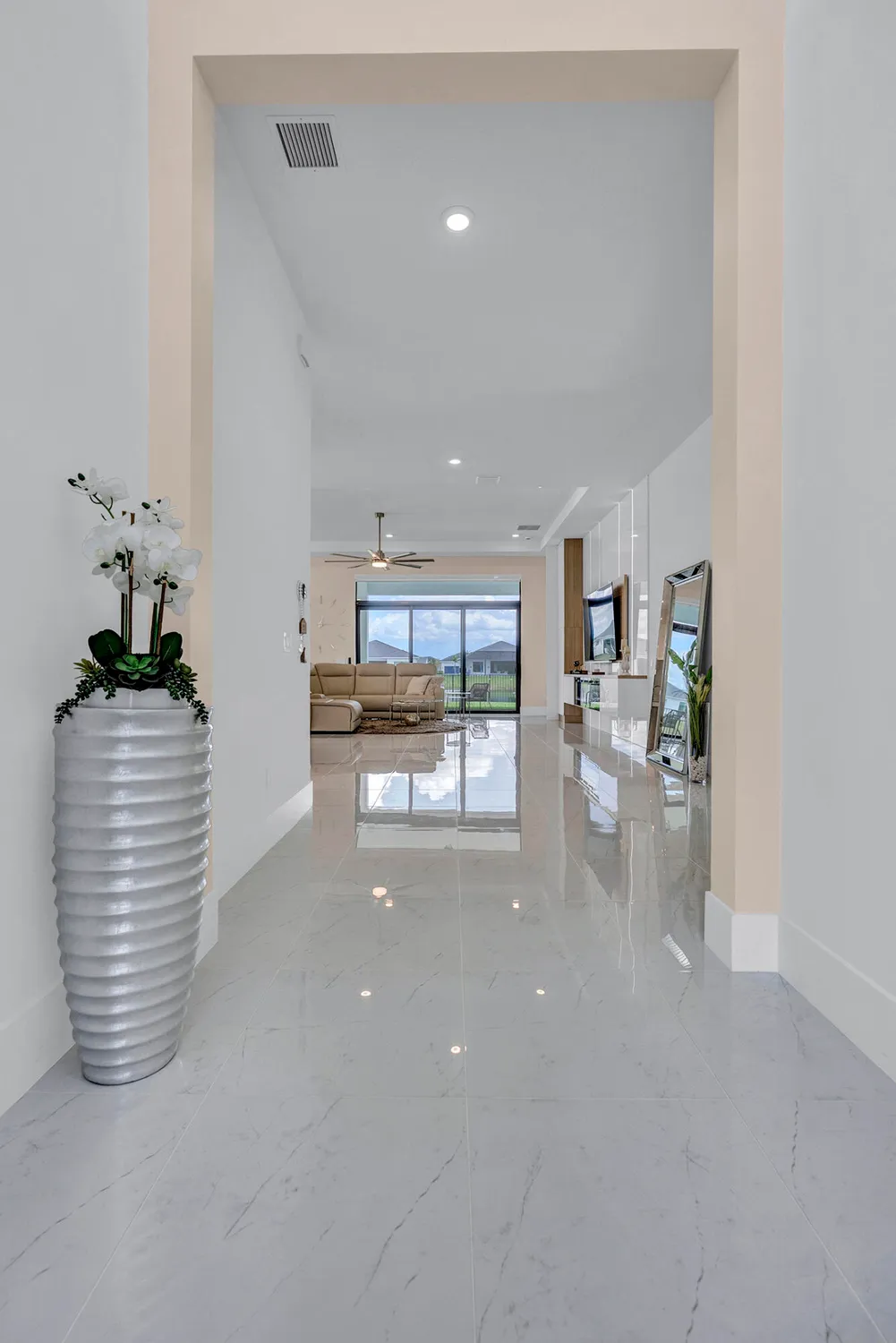 Property Slideshow image 18 of 87 | 5320 saint armands way, Westlake, FL, 33470