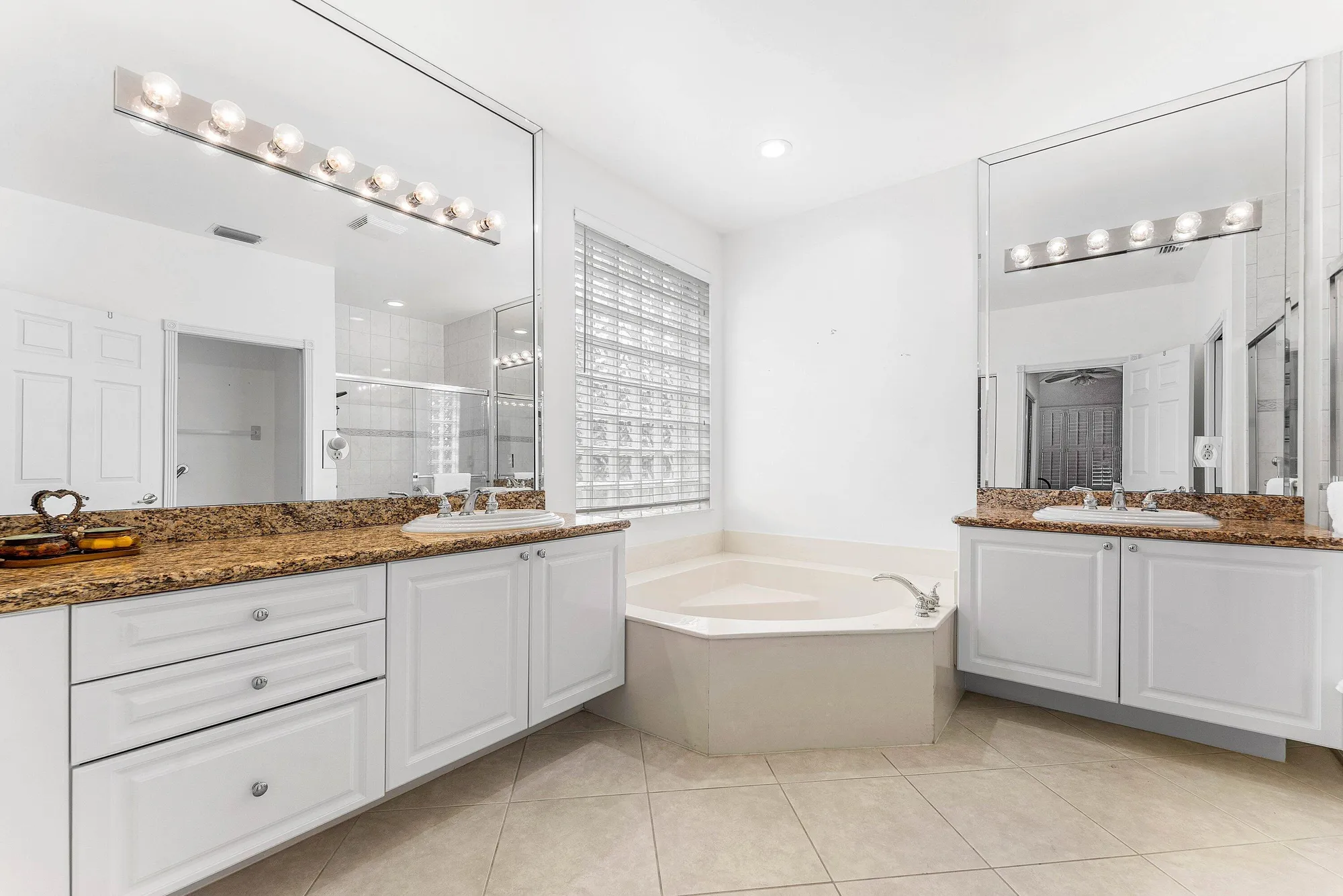 Property Slideshow image 21 of 64 | 13078 isabella ter, Delray Beach, FL, 33446