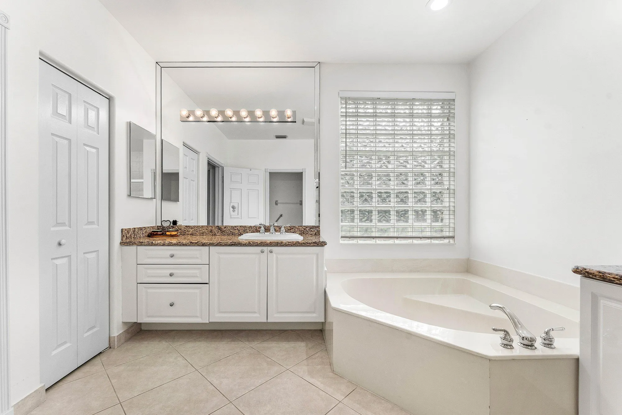 Property Slideshow image 23 of 64 | 13078 isabella ter, Delray Beach, FL, 33446