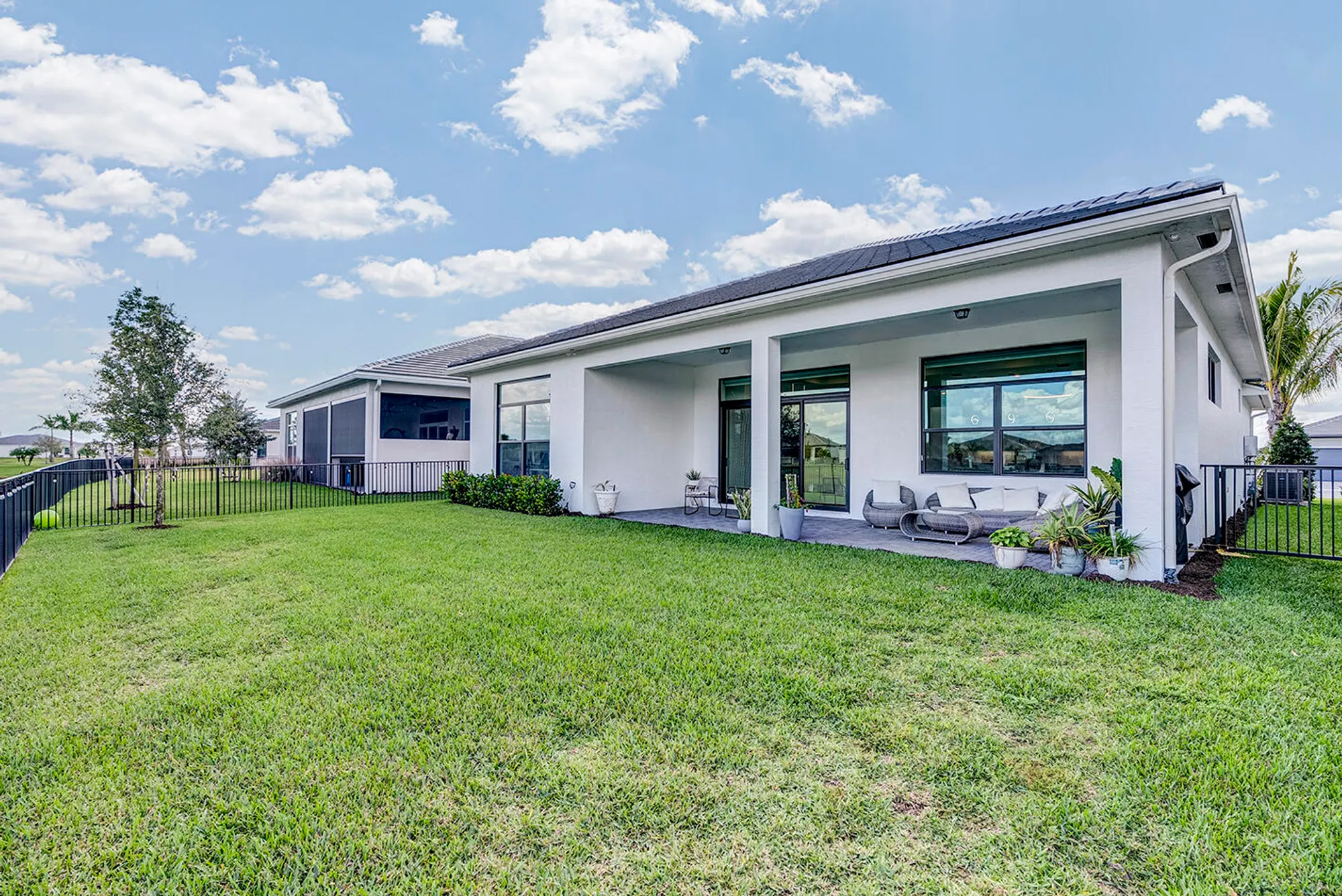 Property Slideshow image 52 of 87 | 5320 saint armands way, Westlake, FL, 33470