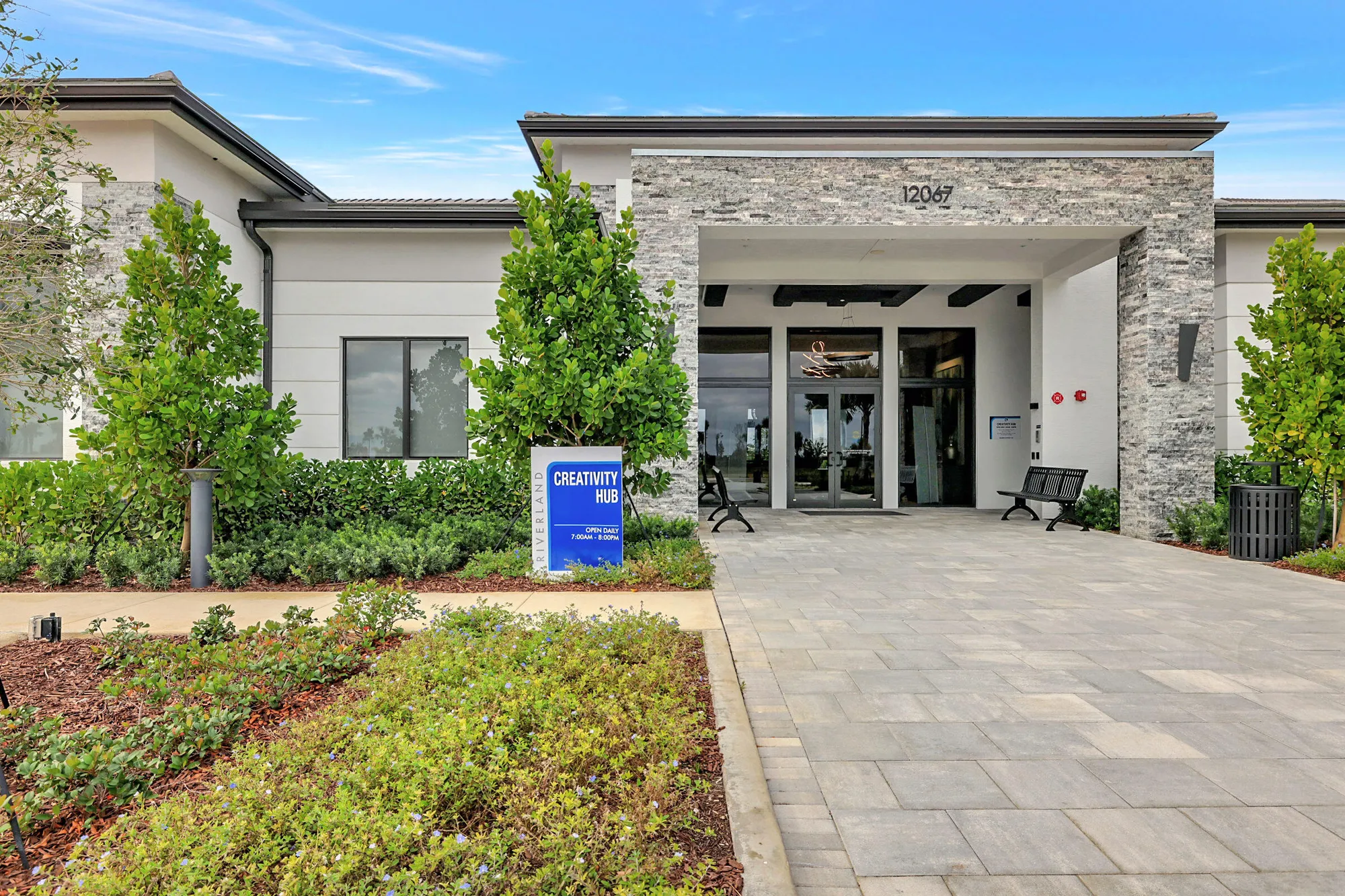 Property Slideshow image 78 of 95 | 11870 sw waterford isle way, Port Saint Lucie, FL, 34987