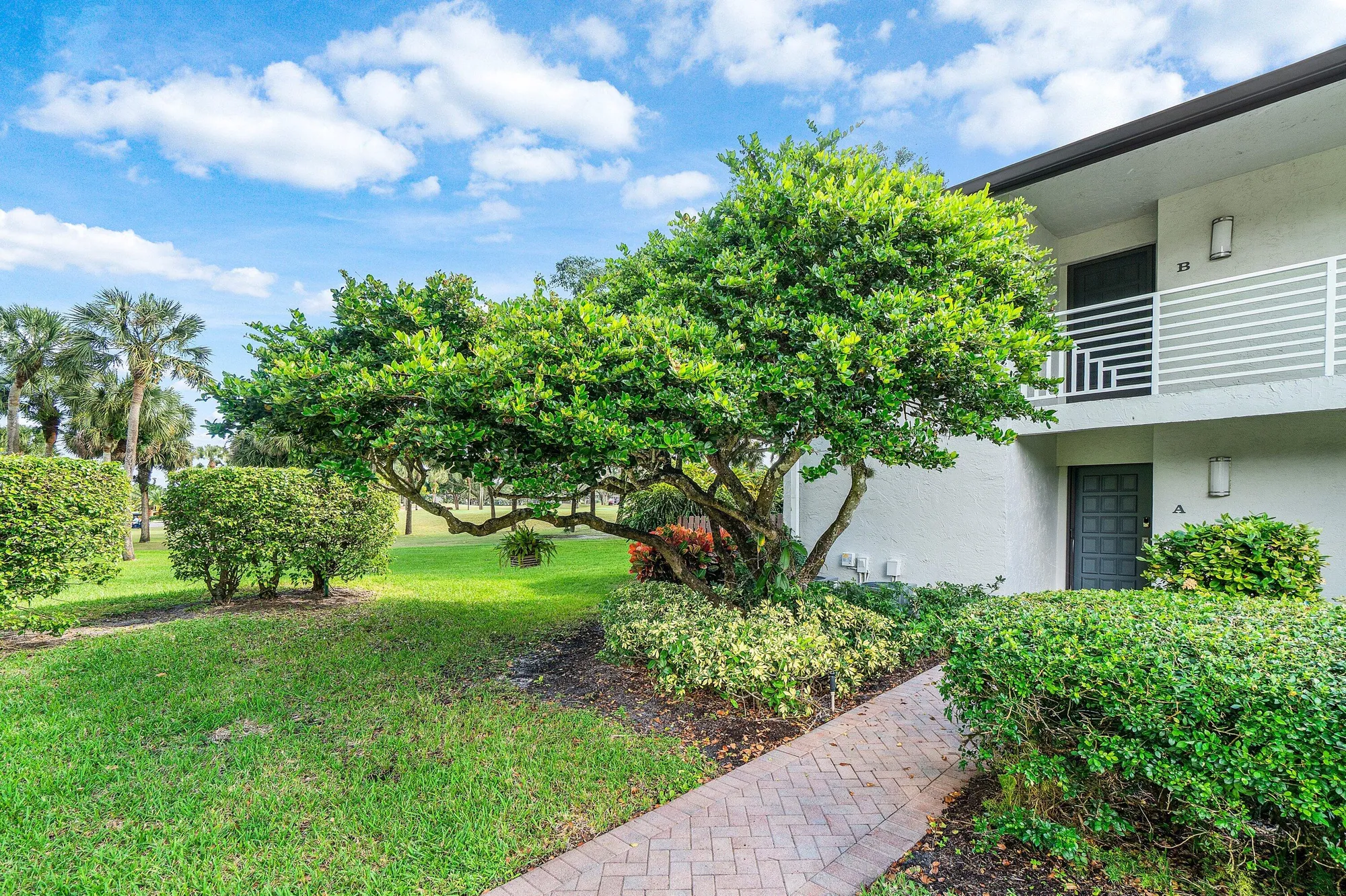 Property Slideshow image 32 of 69 | 38 southport ln a, Boynton Beach, FL, 33436