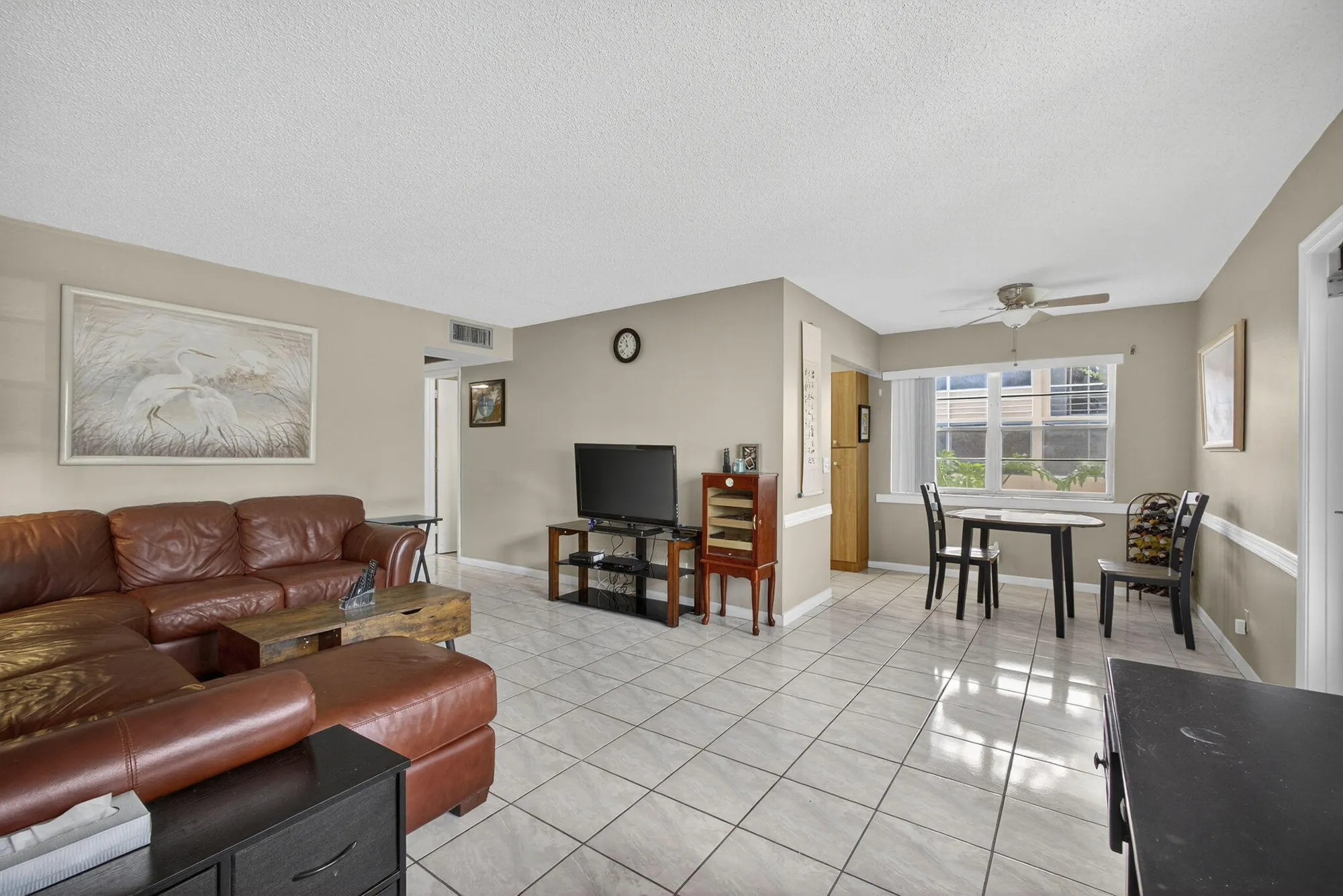 Property Slideshow image 5 of 32 | 64 canterbury c, West Palm Beach, FL, 33417