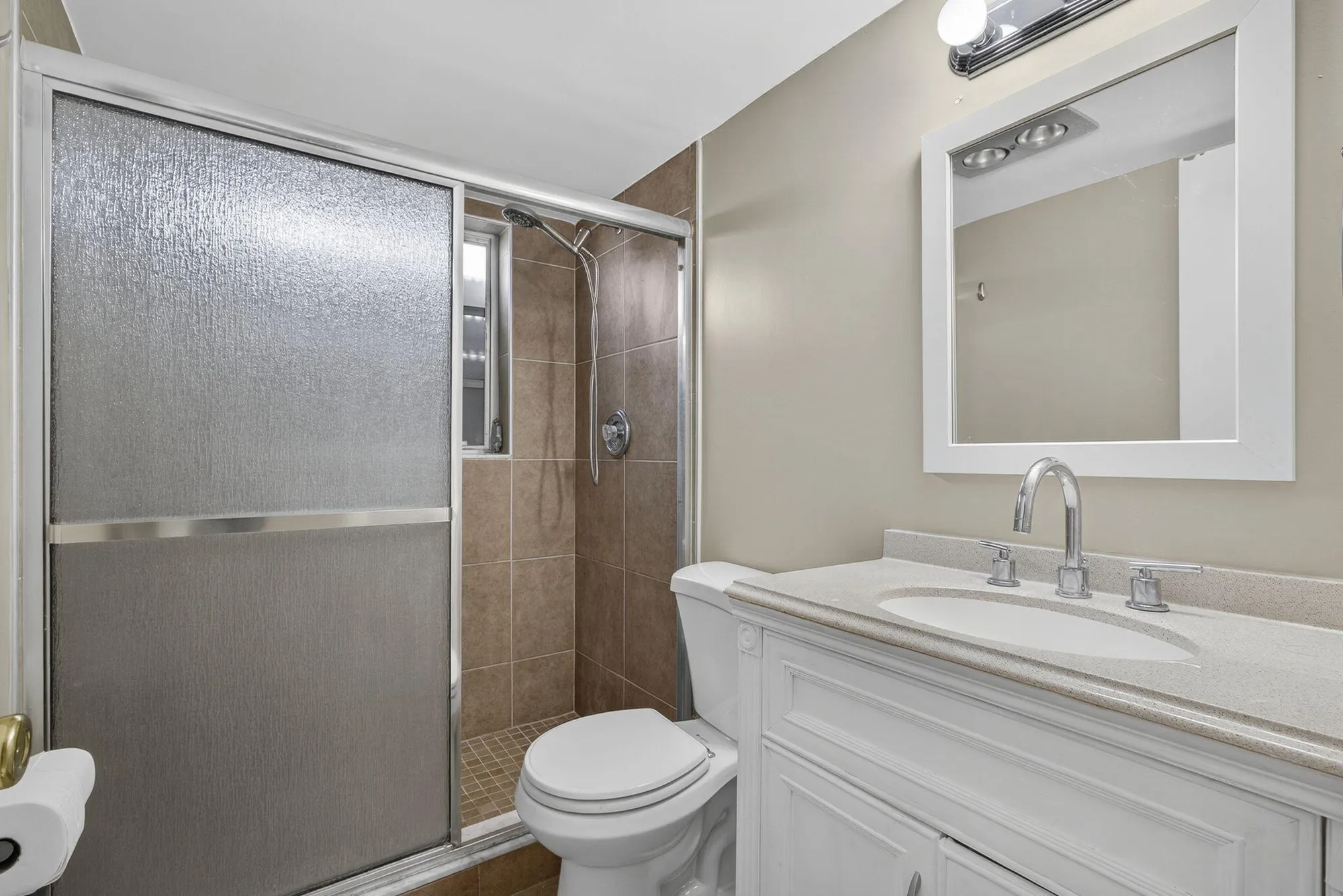 Property Slideshow image 14 of 32 | 64 canterbury c, West Palm Beach, FL, 33417