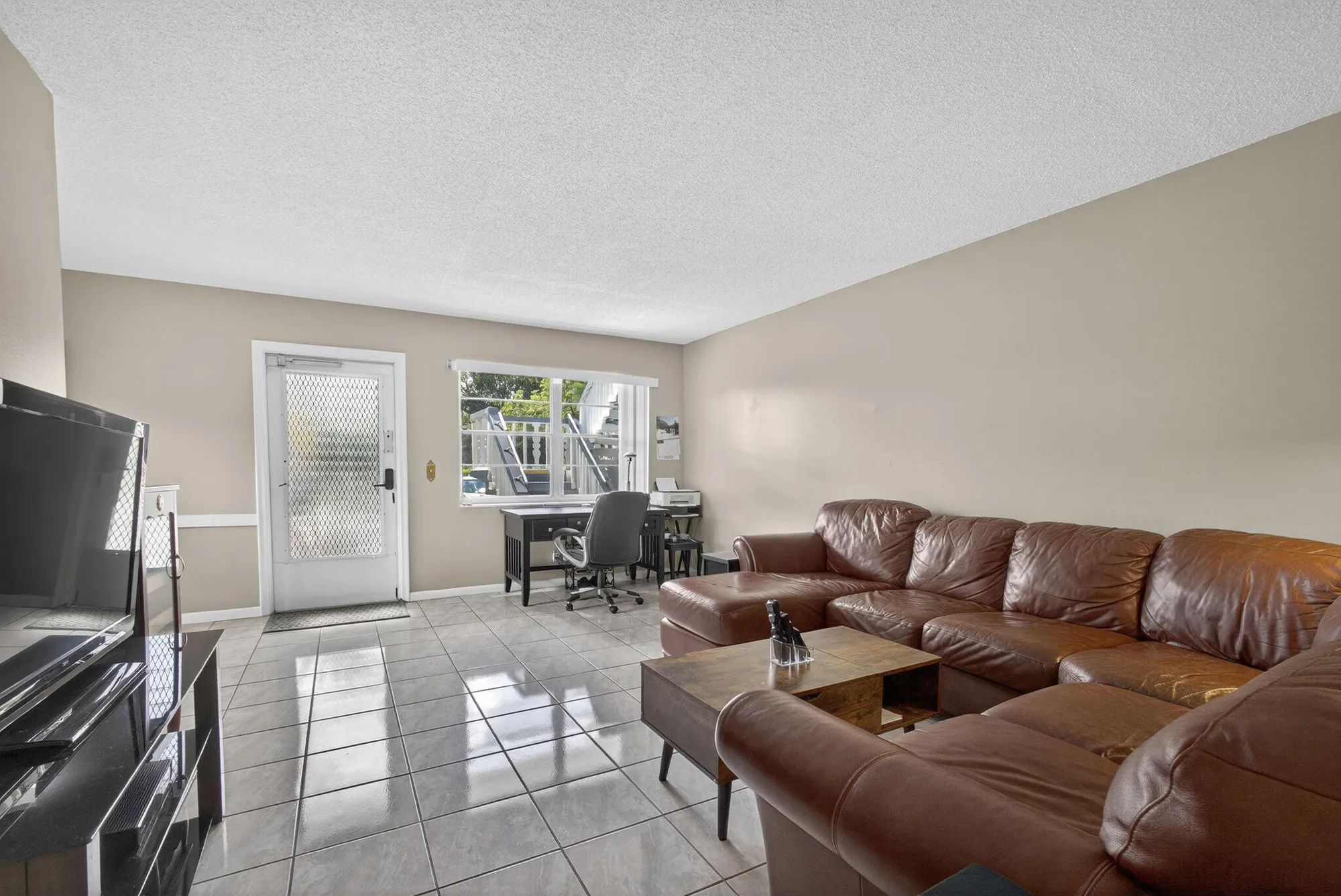 Property Slideshow image 4 of 32 | 64 canterbury c, West Palm Beach, FL, 33417
