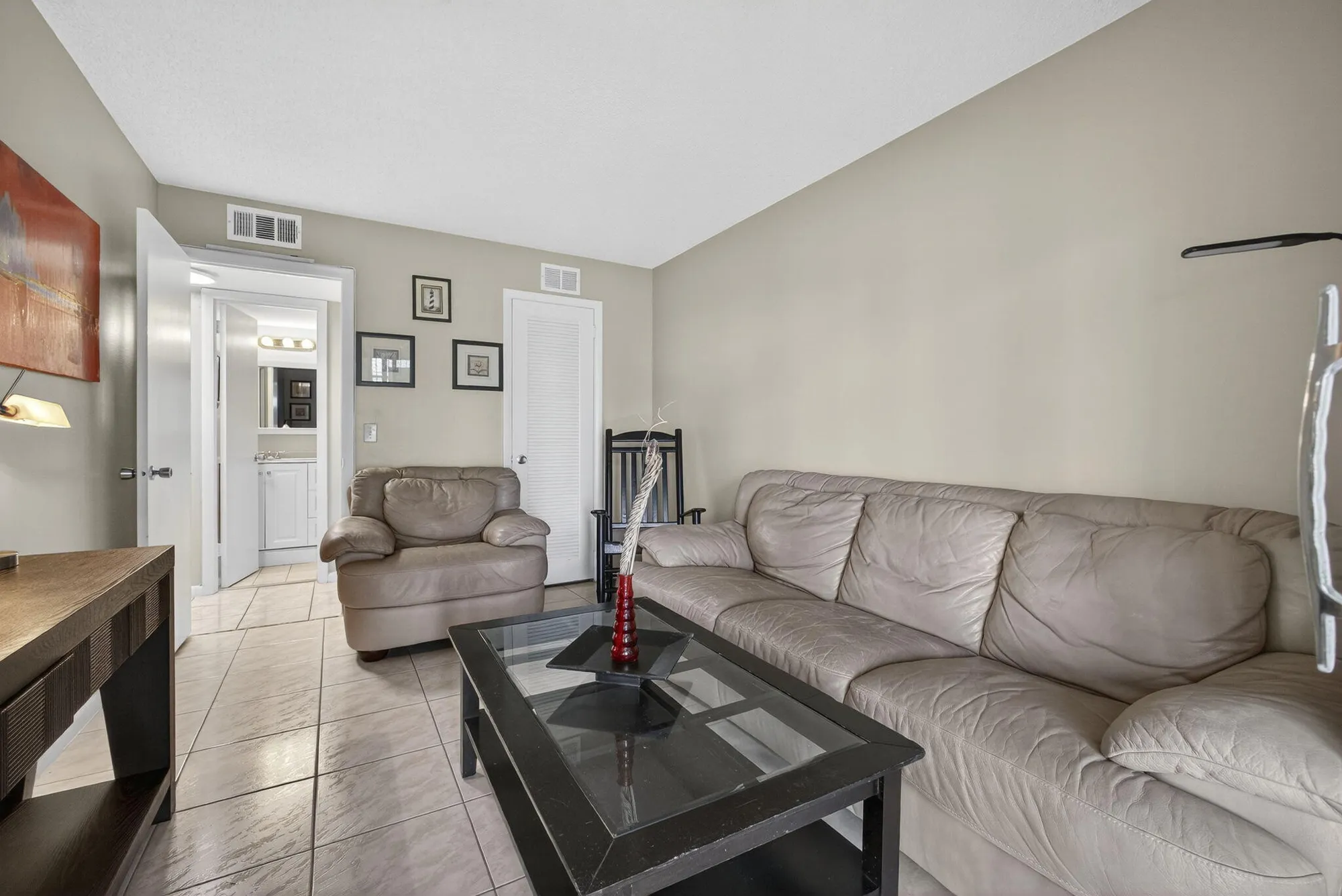 Property Slideshow image 15 of 32 | 64 canterbury c, West Palm Beach, FL, 33417