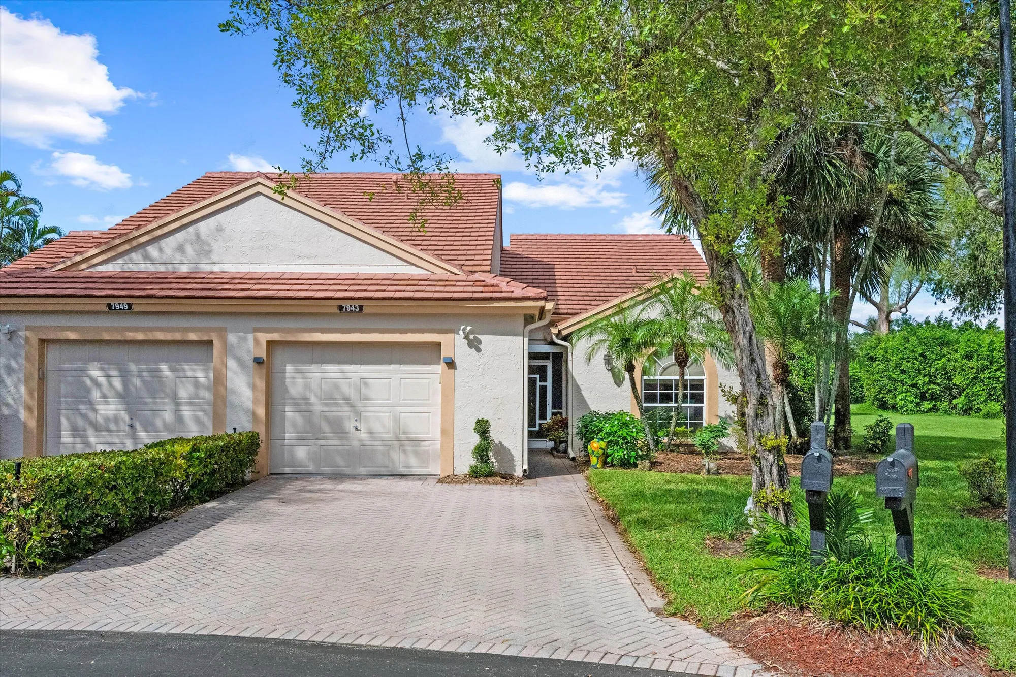 Property Slideshow image 2 of 30 | 7943 lake sands dr, Delray Beach, FL, 33446