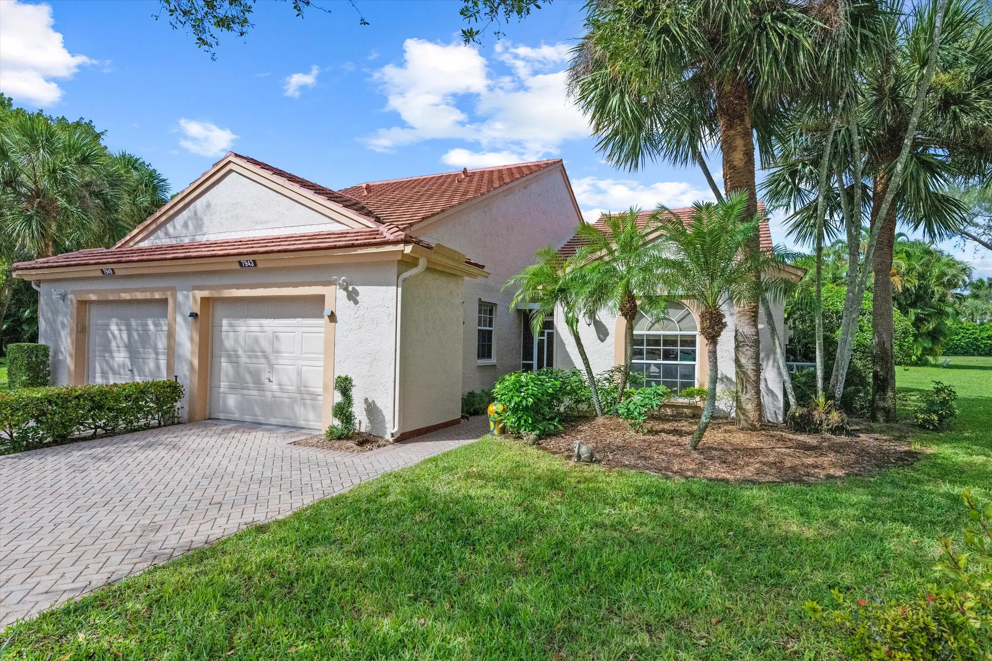 Property Slideshow image 3 of 30 | 7943 lake sands dr, Delray Beach, FL, 33446