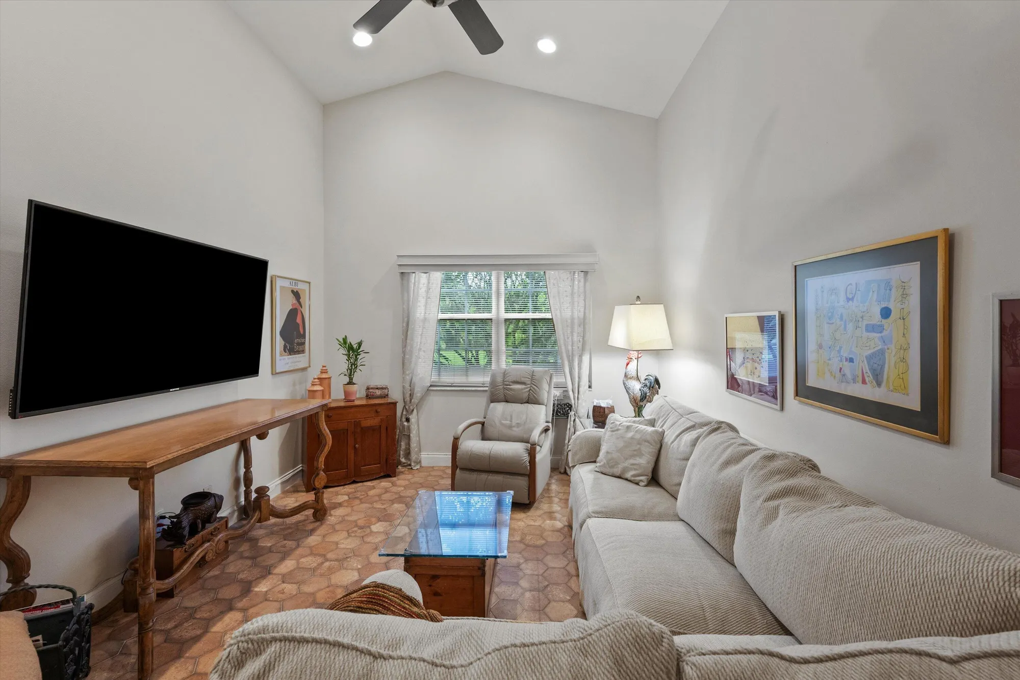 Property Slideshow image 8 of 30 | 7943 lake sands dr, Delray Beach, FL, 33446