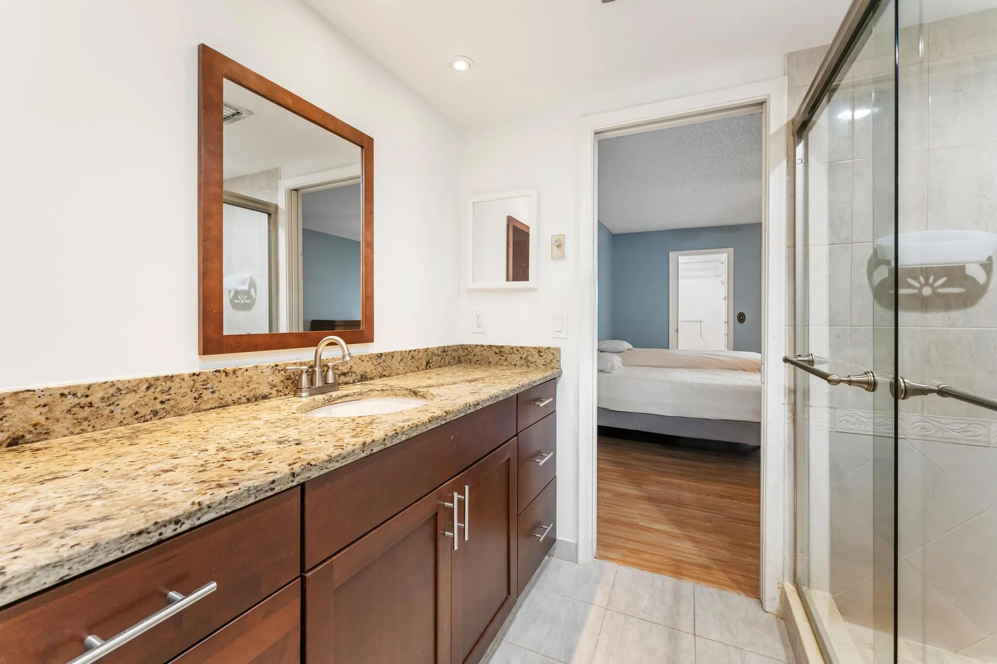 Property Slideshow image 14 of 34 | 202 wellington a, West Palm Beach, FL, 33417