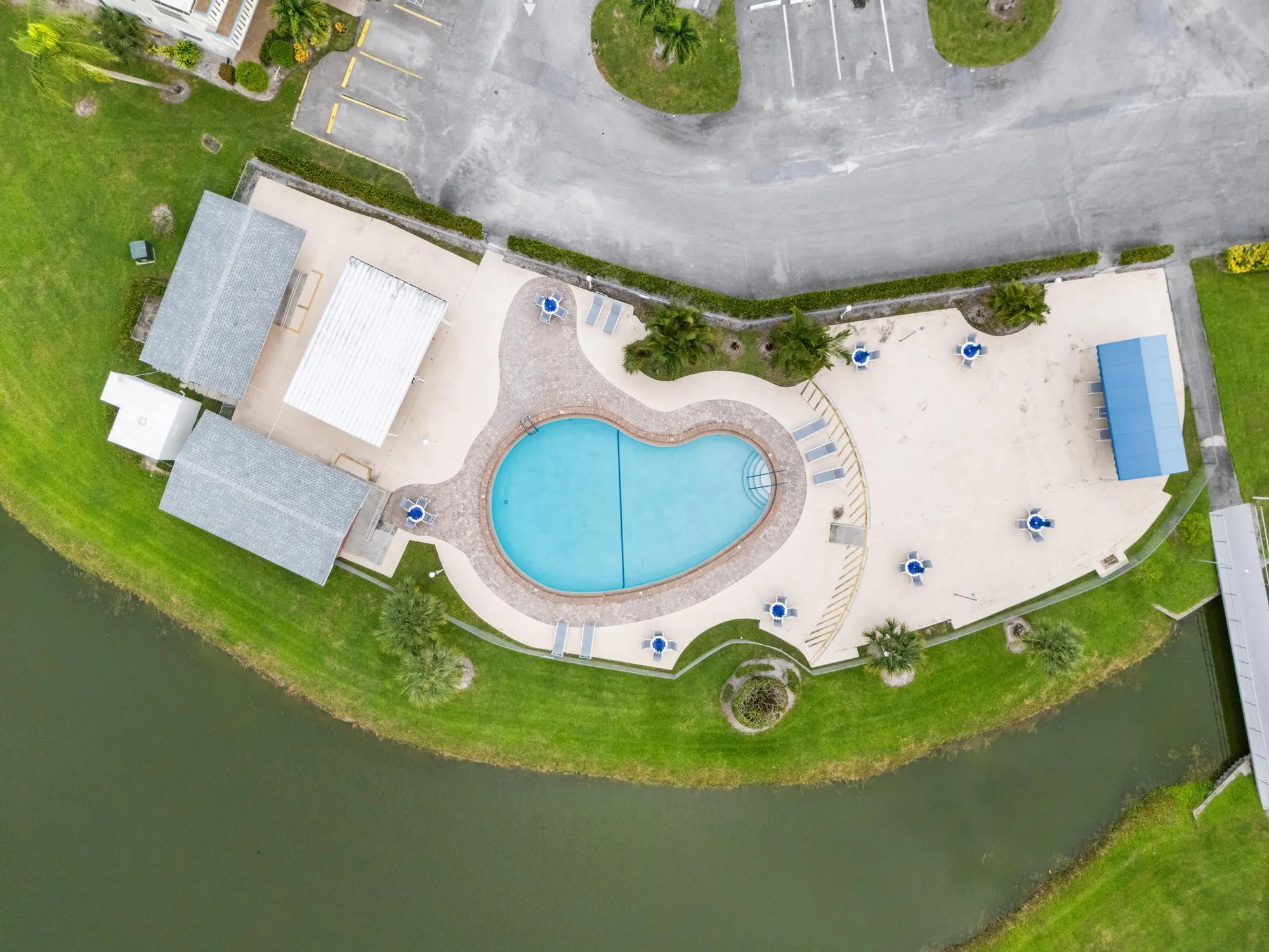 Property Slideshow image 33 of 34 | 202 wellington a, West Palm Beach, FL, 33417