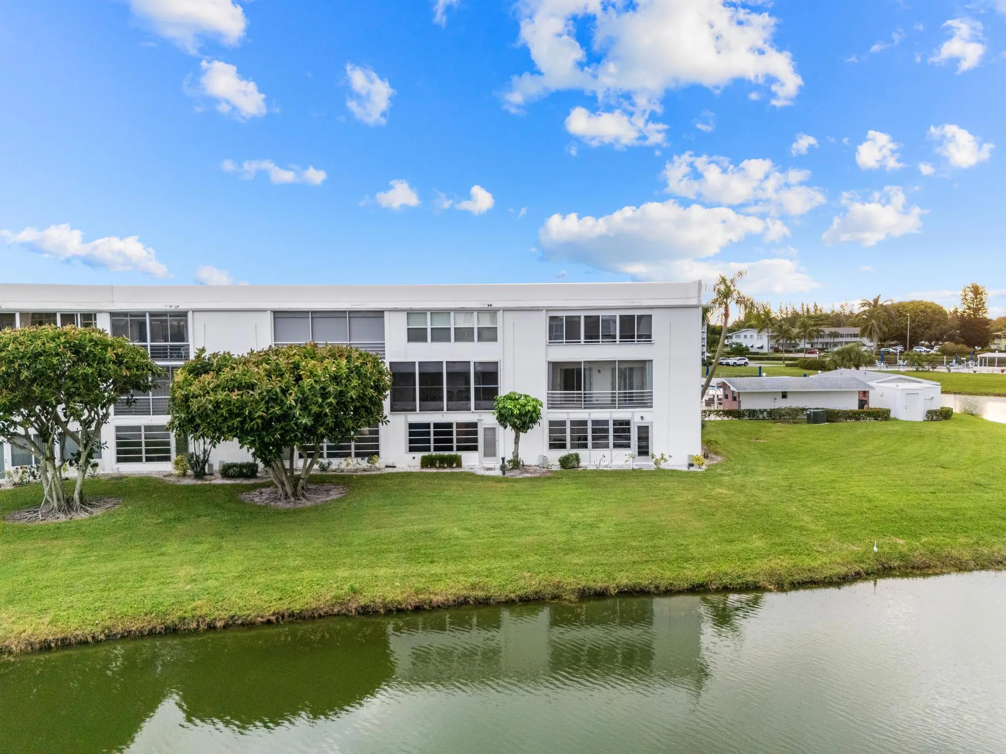 Property Slideshow image 34 of 34 | 202 wellington a, West Palm Beach, FL, 33417