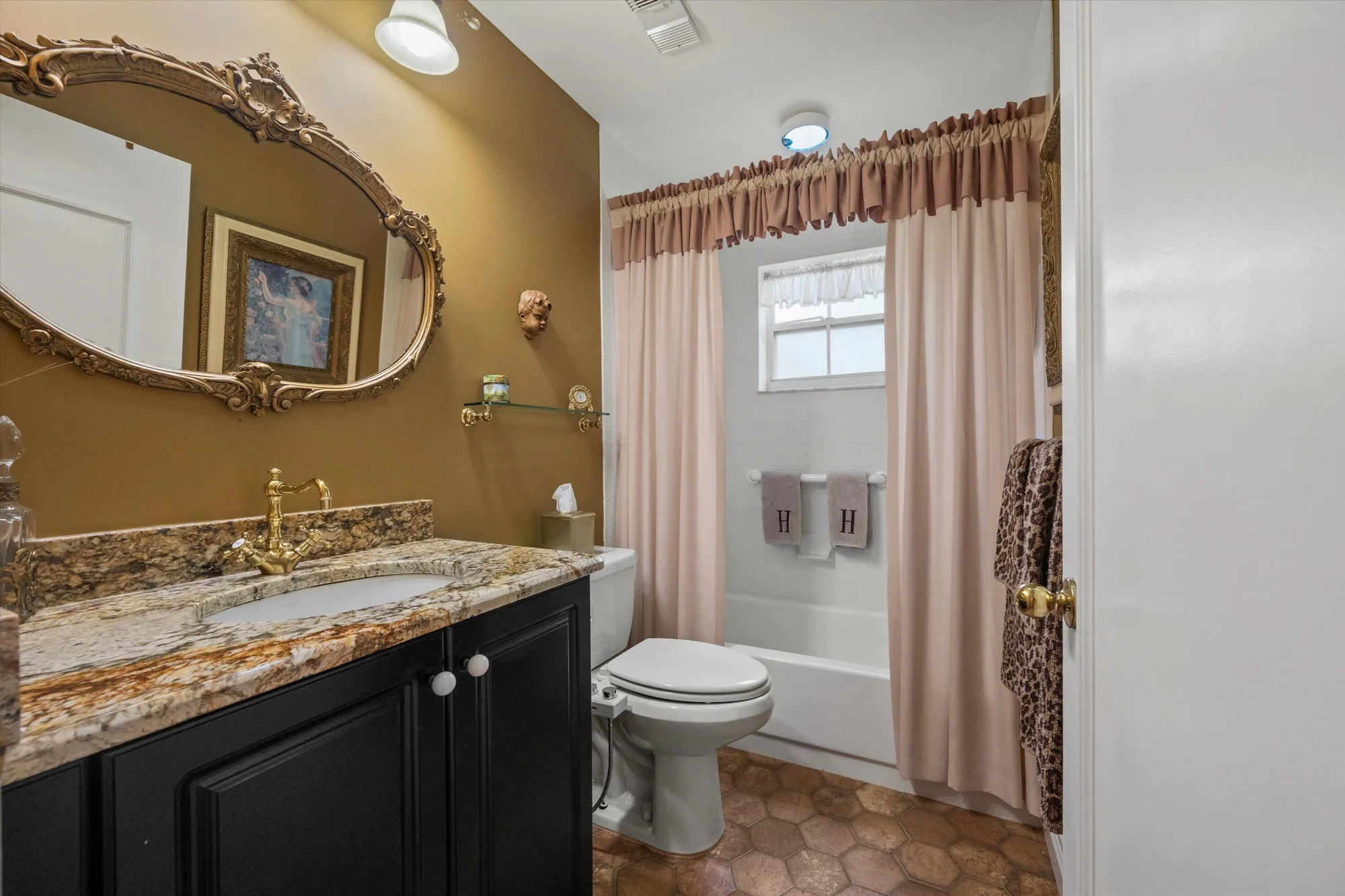 Property Slideshow image 22 of 30 | 7943 lake sands dr, Delray Beach, FL, 33446