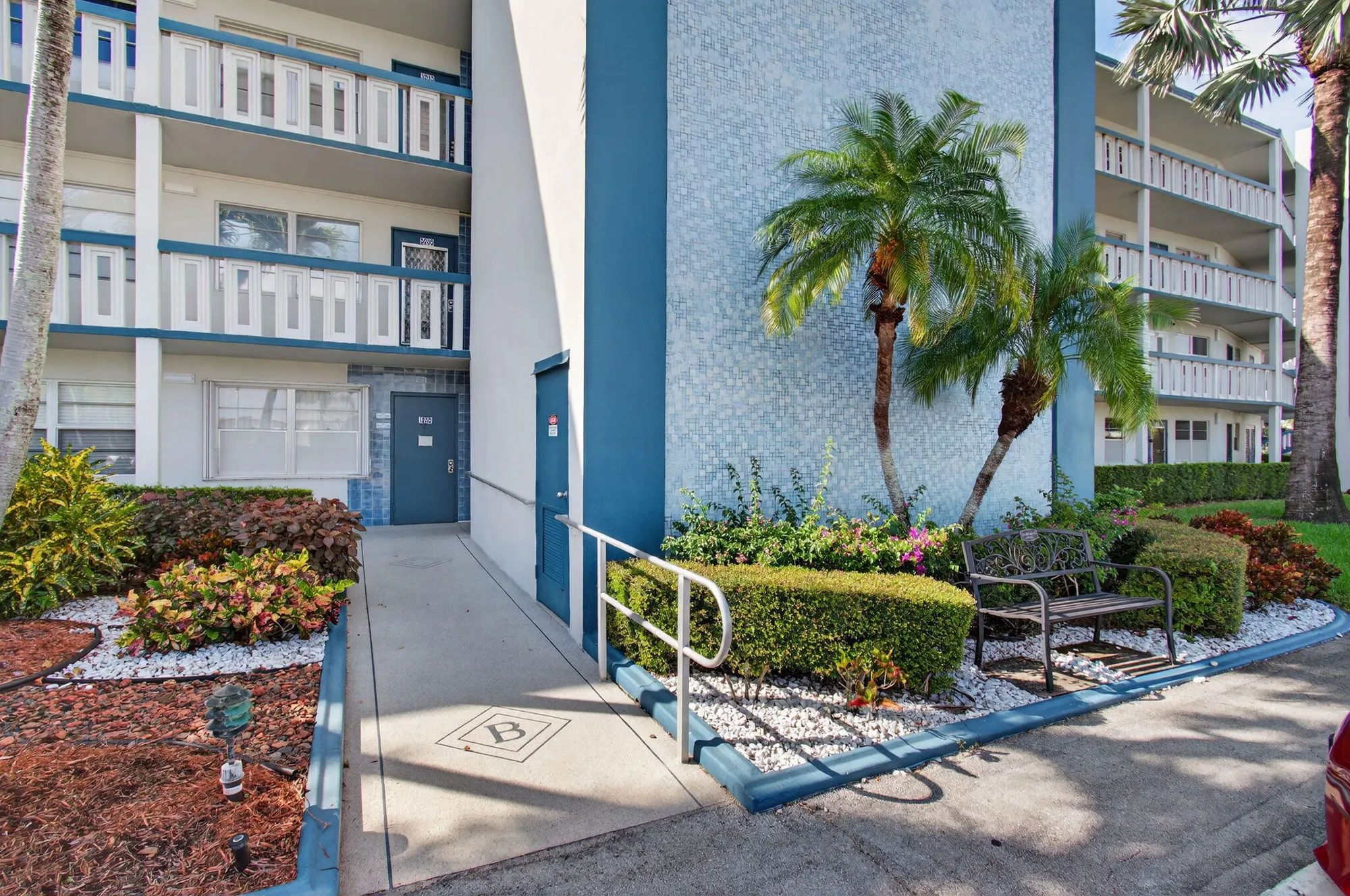 Property Slideshow image 15 of 90 | 4030 lincoln b, Boca Raton, FL, 33434