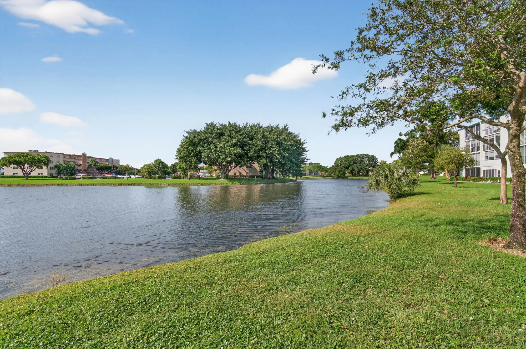 Property Slideshow image 48 of 90 | 4030 lincoln b, Boca Raton, FL, 33434
