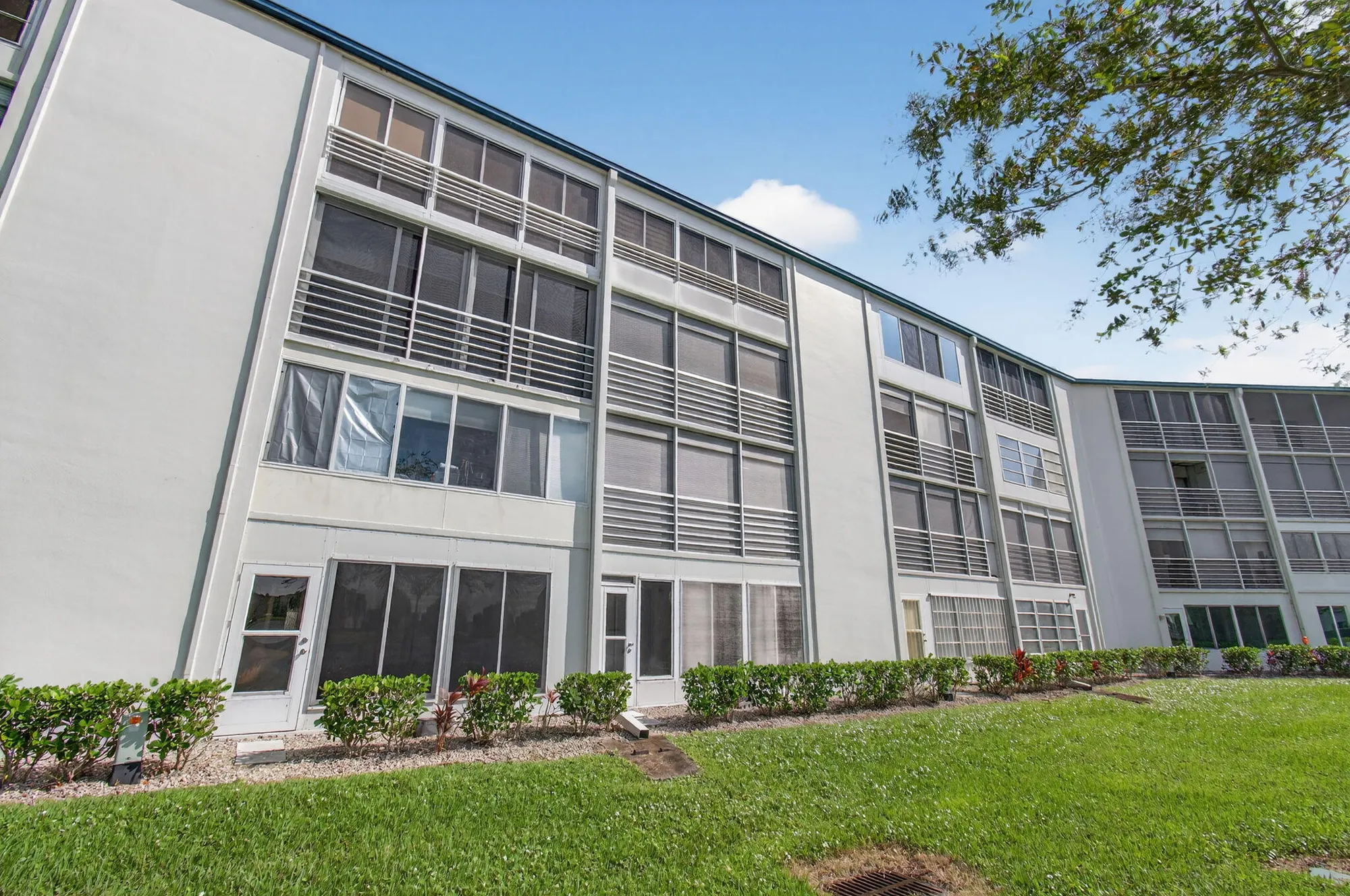 Property Slideshow image 50 of 90 | 4030 lincoln b, Boca Raton, FL, 33434