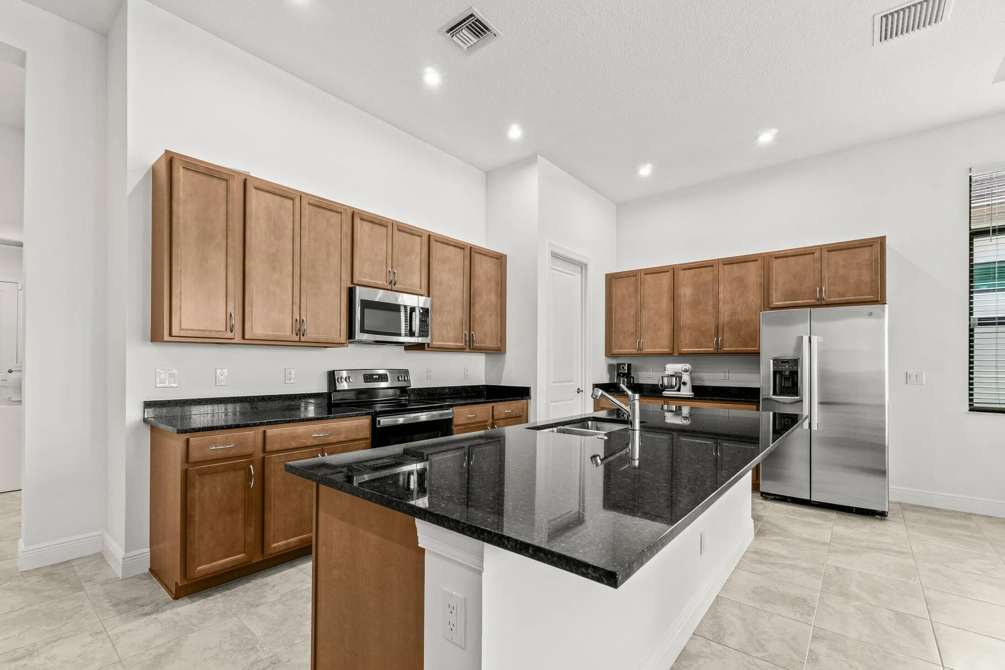 Property Slideshow image 9 of 65 | 11344 sw pietra way, Port Saint Lucie, FL, 34987