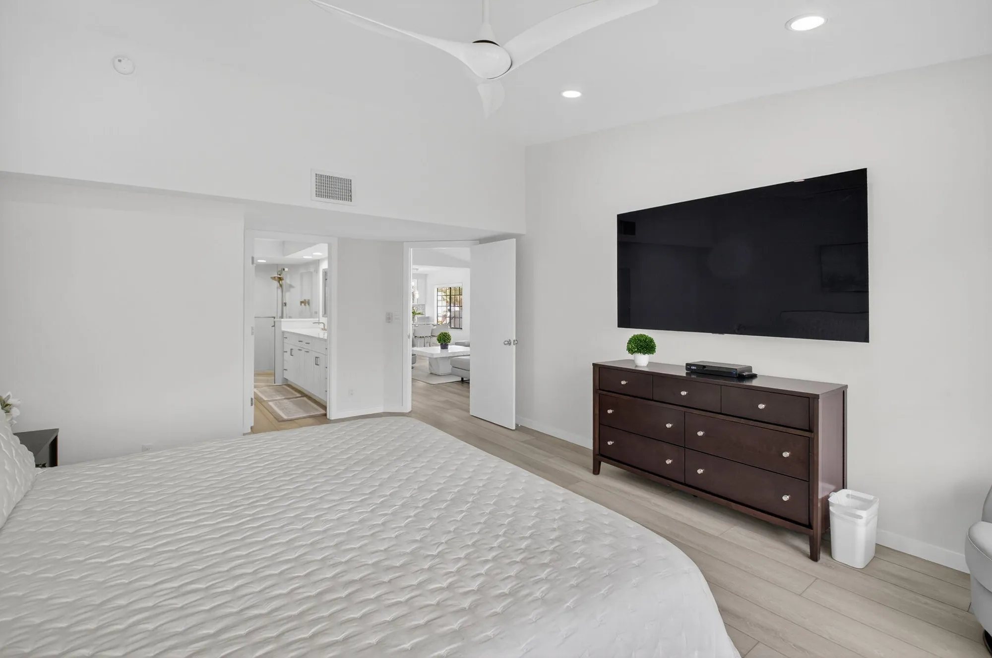 Property Slideshow image 25 of 110 | 15710 loch maree ln apt 5703, Delray Beach, FL, 33446