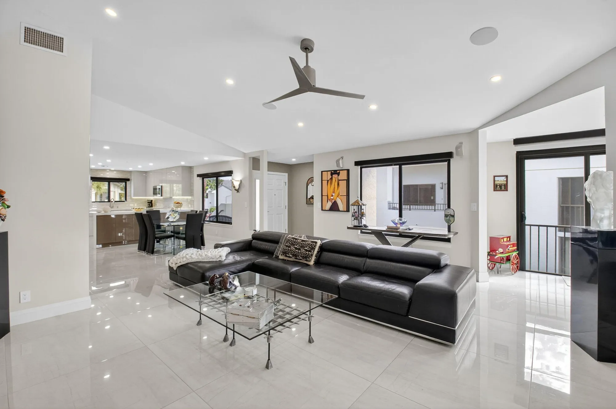 Property Slideshow image 9 of 60 | 15846 loch maree ln 2904, Delray Beach, FL, 33446