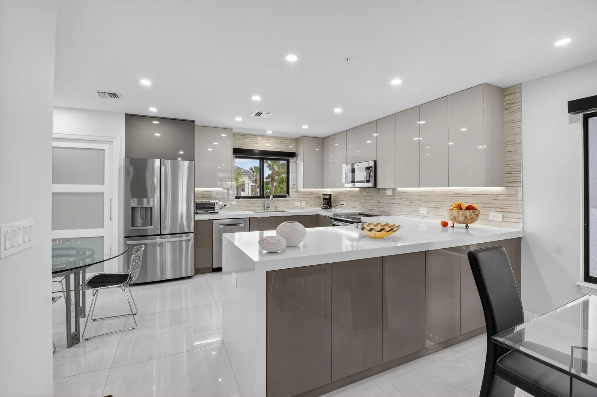 Property Slideshow image 11 of 60 | 15846 loch maree ln 2904, Delray Beach, FL, 33446