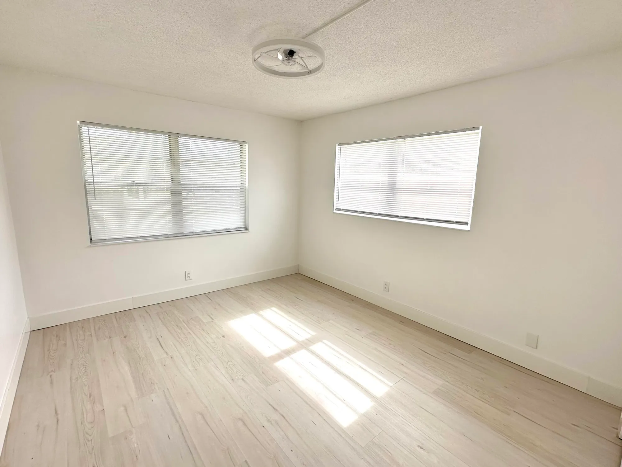 Property Slideshow image 14 of 29 | 121 sheffield f, West Palm Beach, FL, 33417