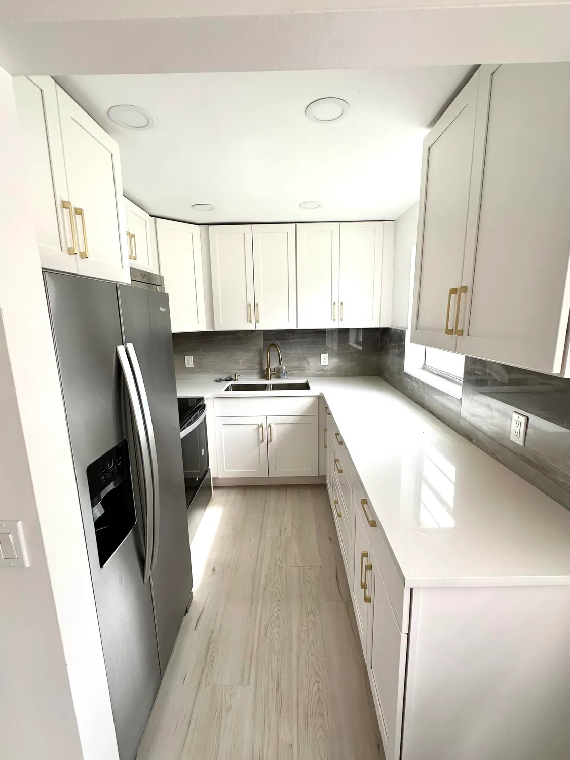 Property Slideshow image 4 of 29 | 121 sheffield f, West Palm Beach, FL, 33417